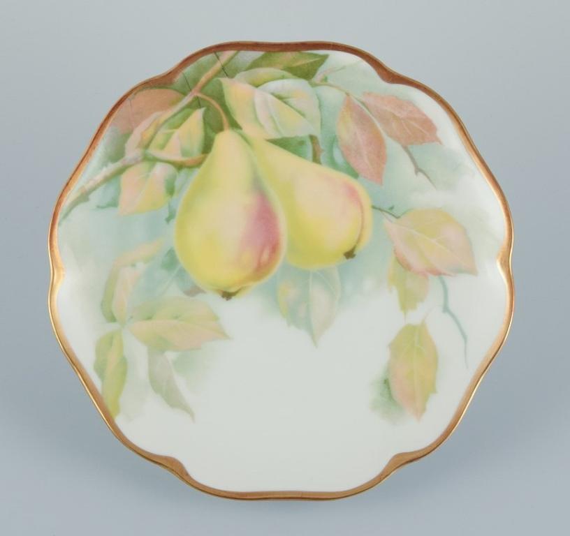 Rosenthal, Germany. Set of six porcelain plates with various fruit motifs. 1930s For Sale 2