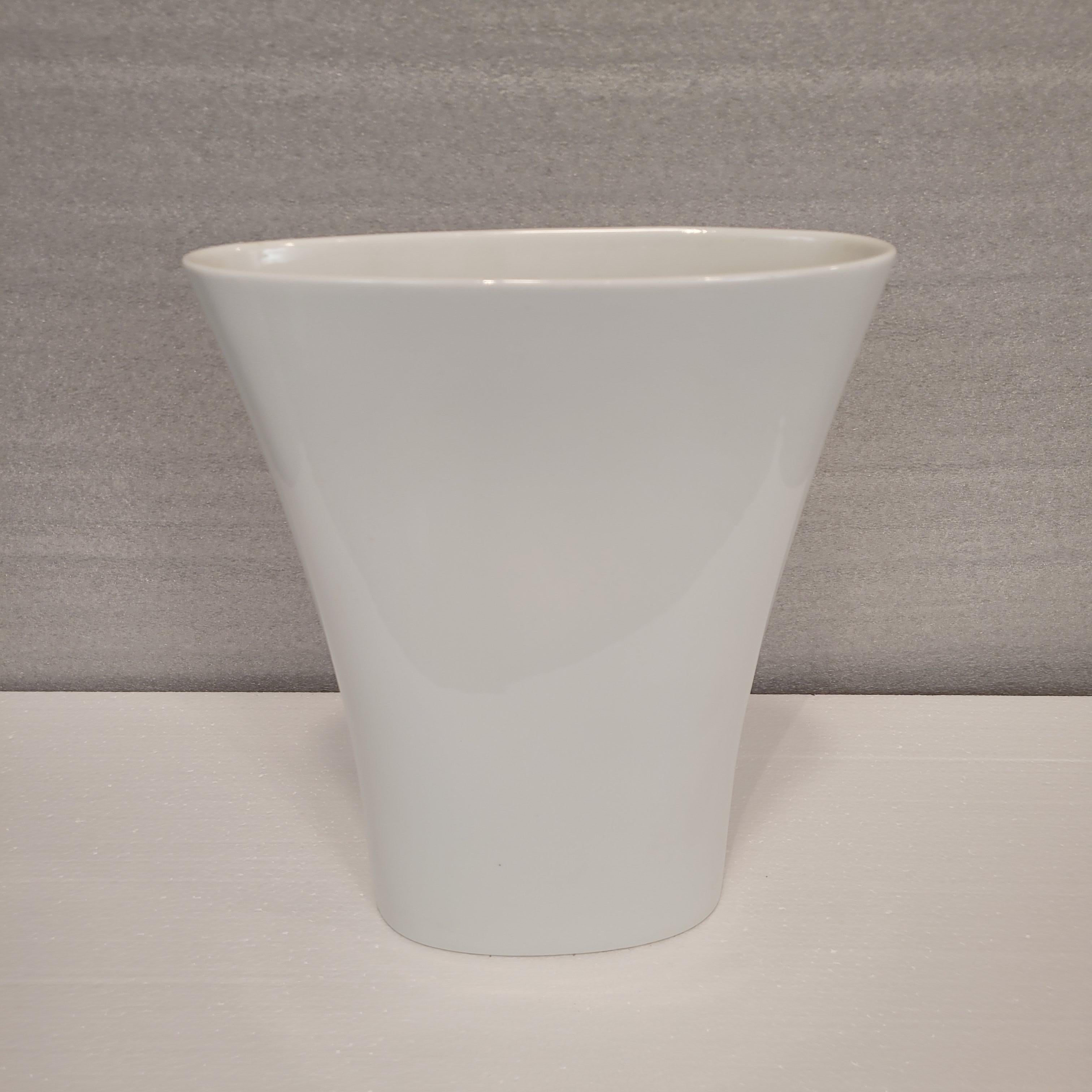 Rosenthal Alemania Jarrón blanco diseño Kuno Fischer Studio Line Argent Hecho a mano en venta
