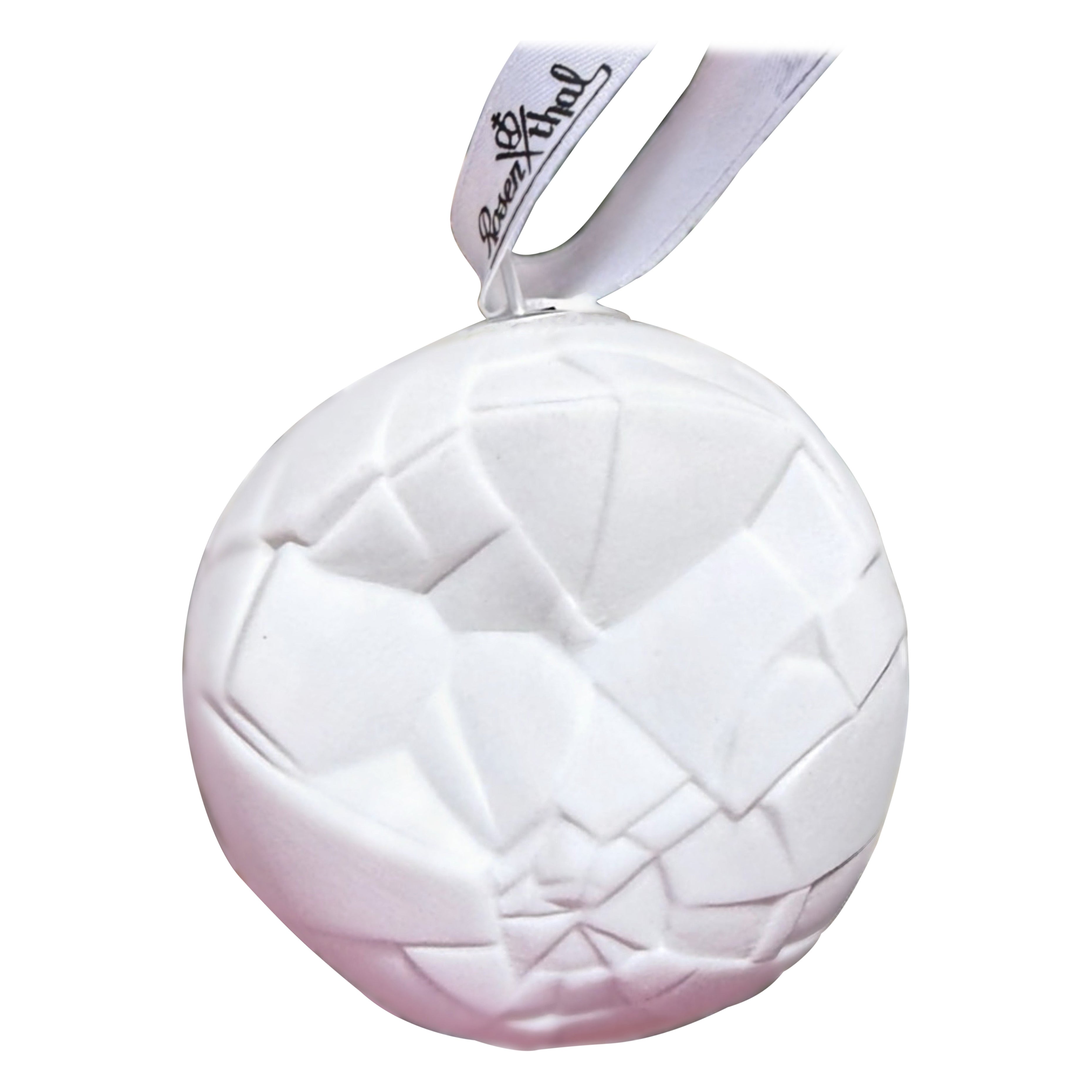 Rosenthal Line Phases Porcelain White Ball and Ball Ornament by Dror Benshetrit, Germany. en vente