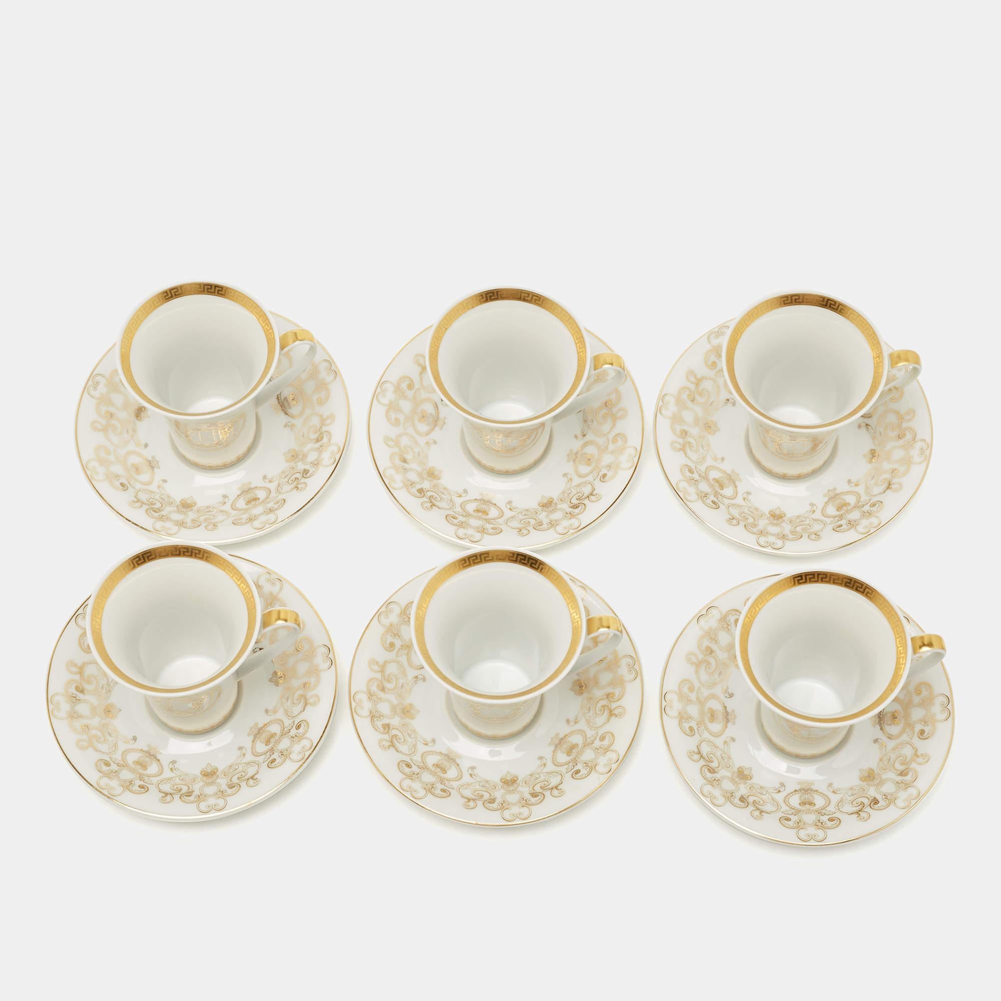 Elevate your table setting with this set of six cups and saucers from Versace x Rosenthal. Crafted excellently using high-quality porcelain, the set has House code details that have been carefully applied to project the most luxurious appeal.

