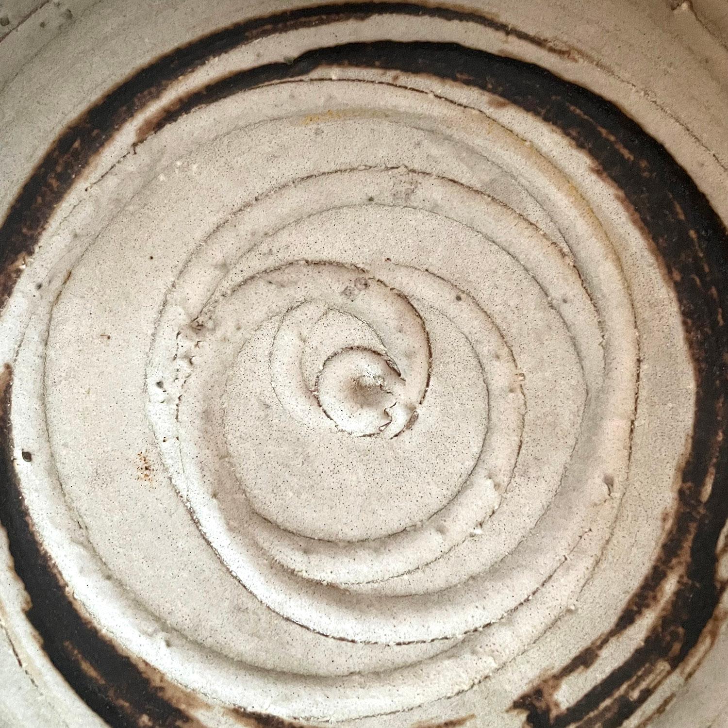 Rosenthal Netter Ceramic Ashtray Catch All In Good Condition For Sale In Los Angeles, CA