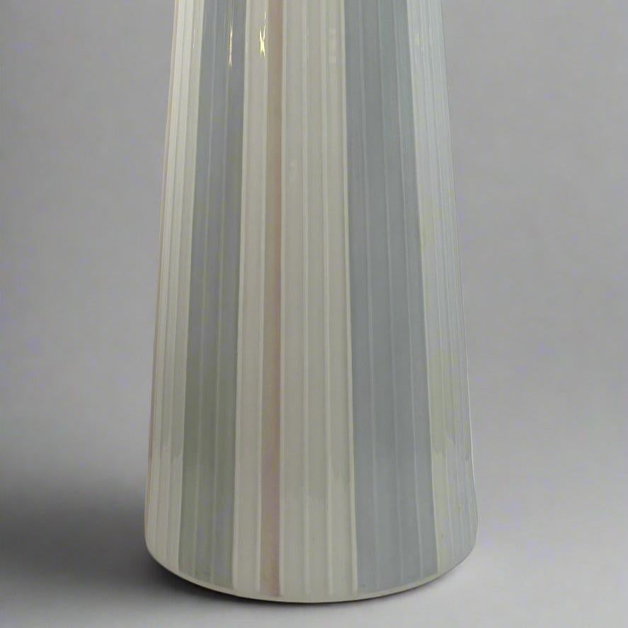 Vase en porcelaine surdimensionné de Rosenthal Bon état - En vente à New York, NY