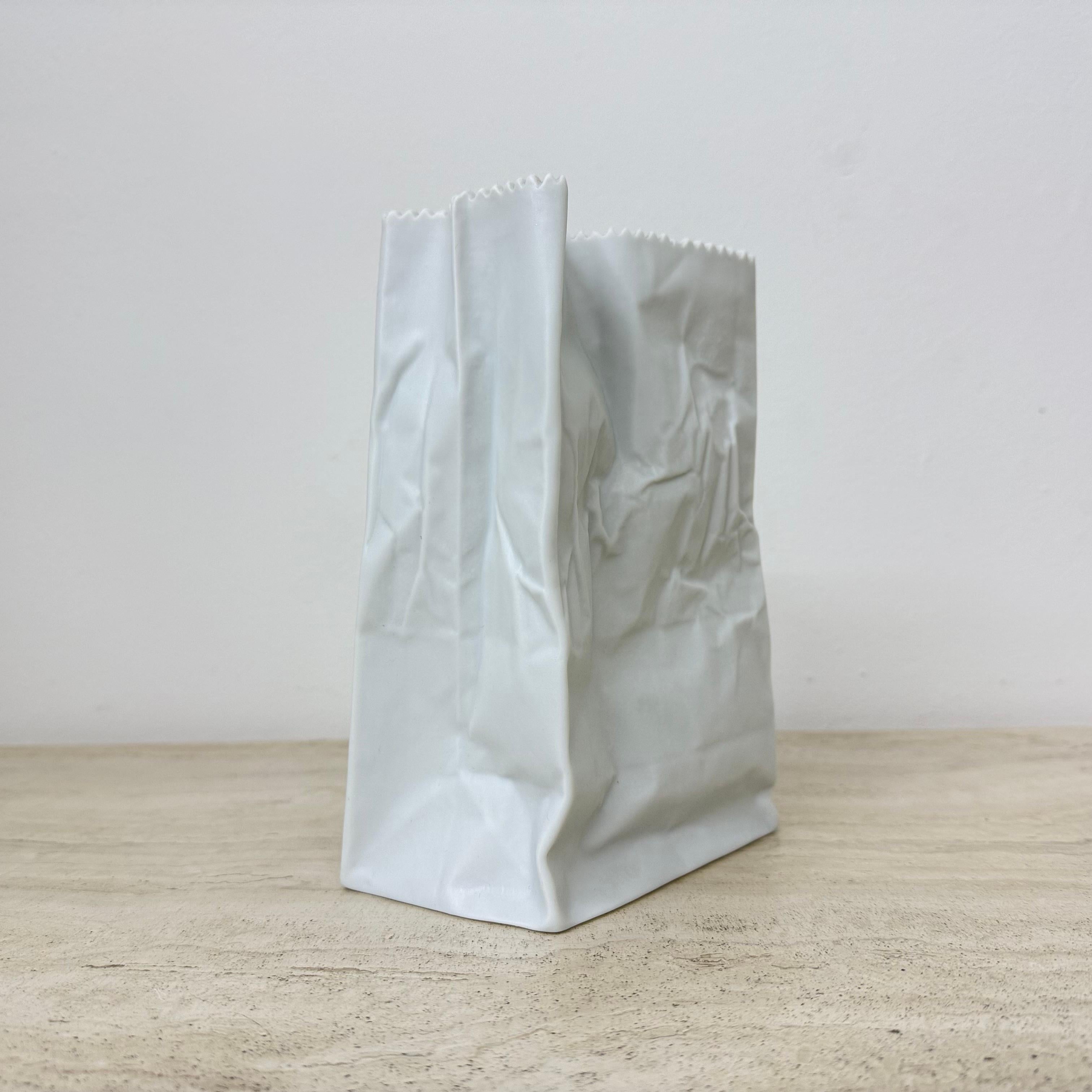 Vaso di sacchetti di carta Rosenthal di Tapio Wirkkala, anni '70 in vendita 3