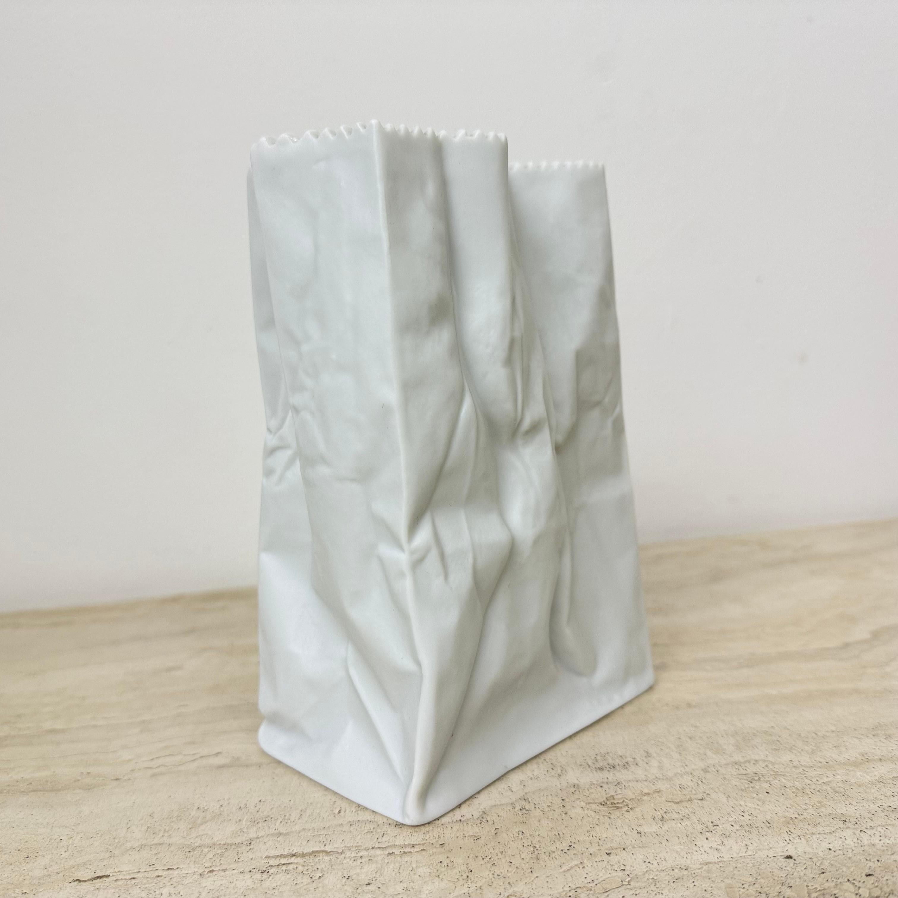 Vaso di sacchetti di carta Rosenthal di Tapio Wirkkala, anni '70 in vendita 9