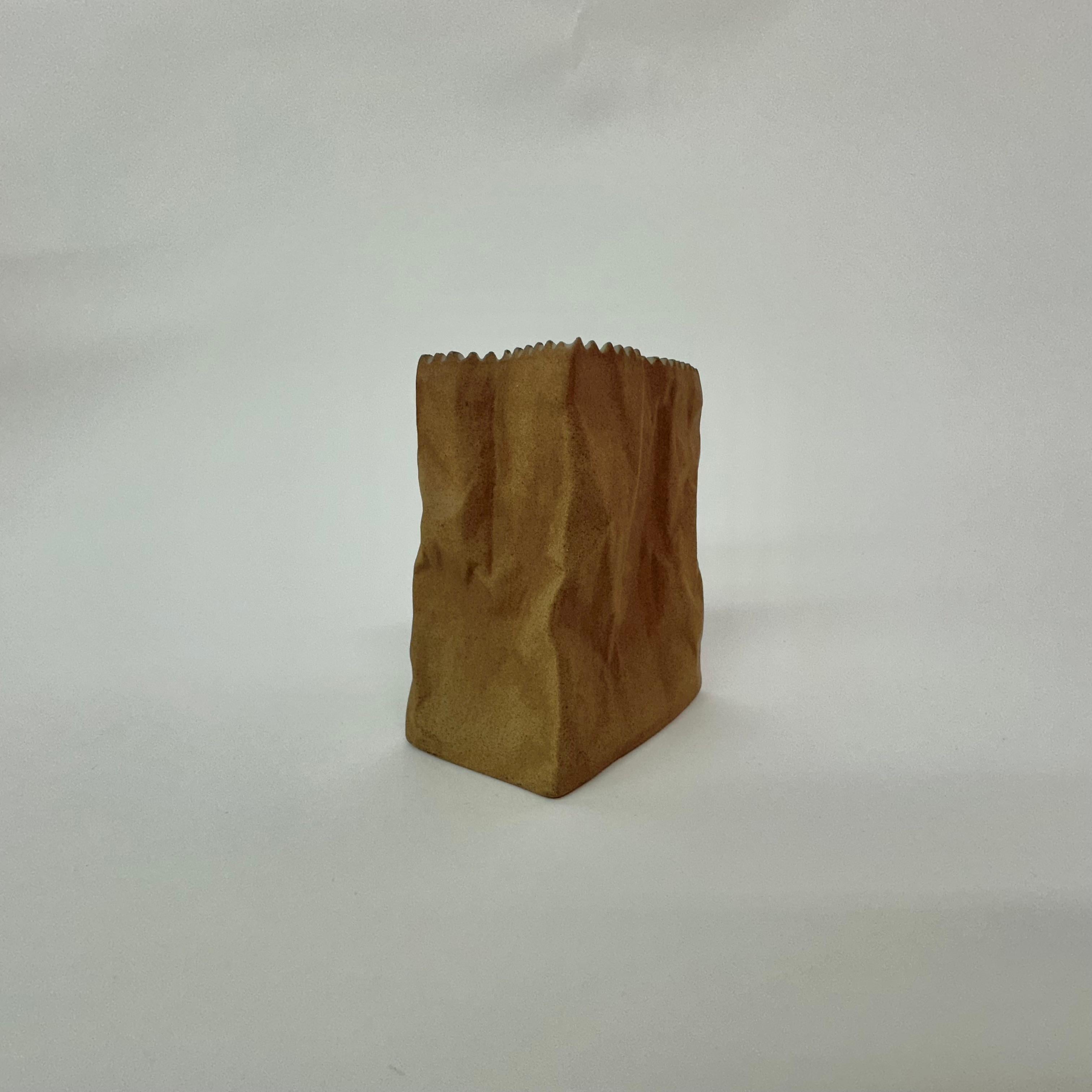 Rosenthal Paper bag vase by Tapio Wirkkala , 1970’s In Excellent Condition For Sale In Delft, NL