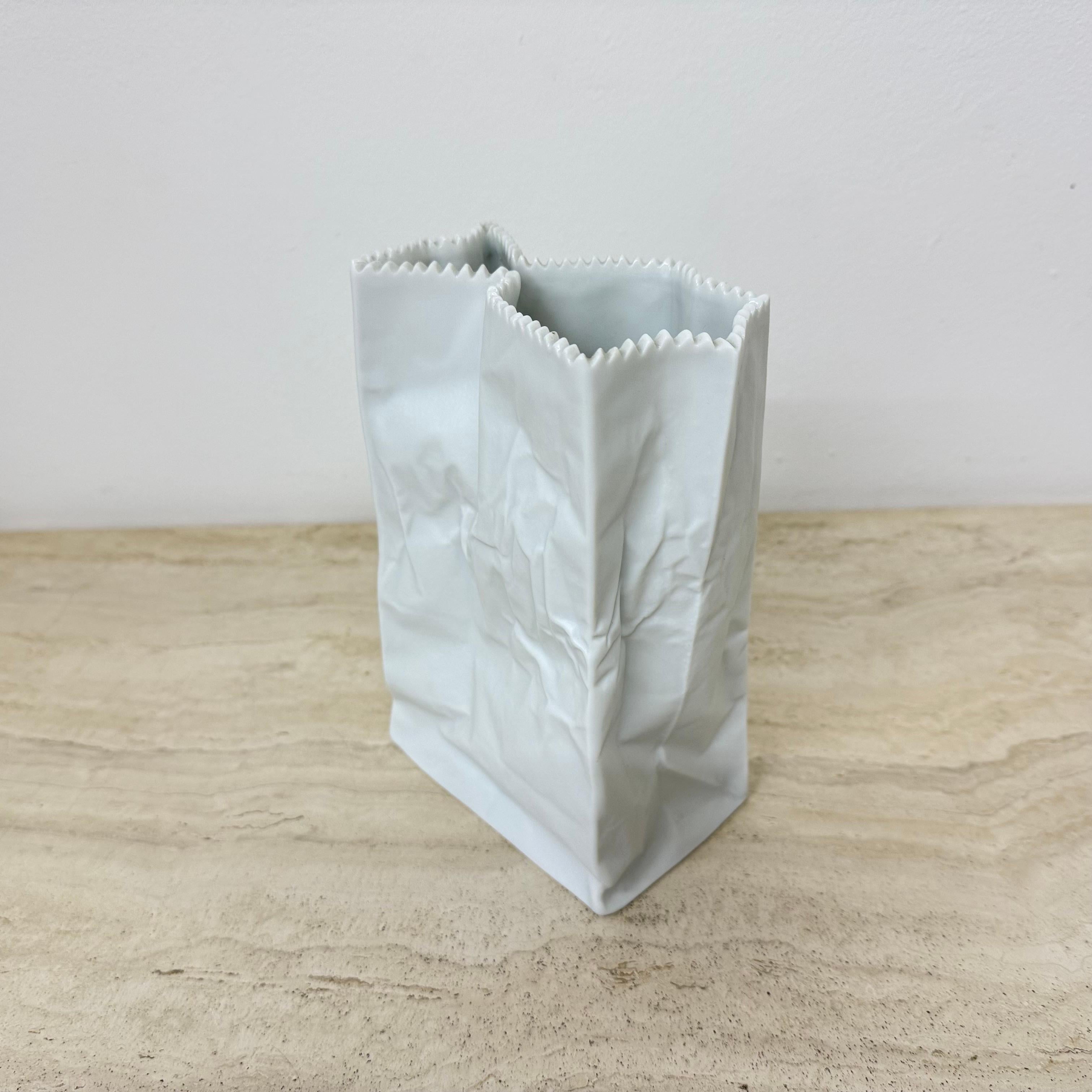 Fine XX secolo Vaso di sacchetti di carta Rosenthal di Tapio Wirkkala, anni '70 in vendita