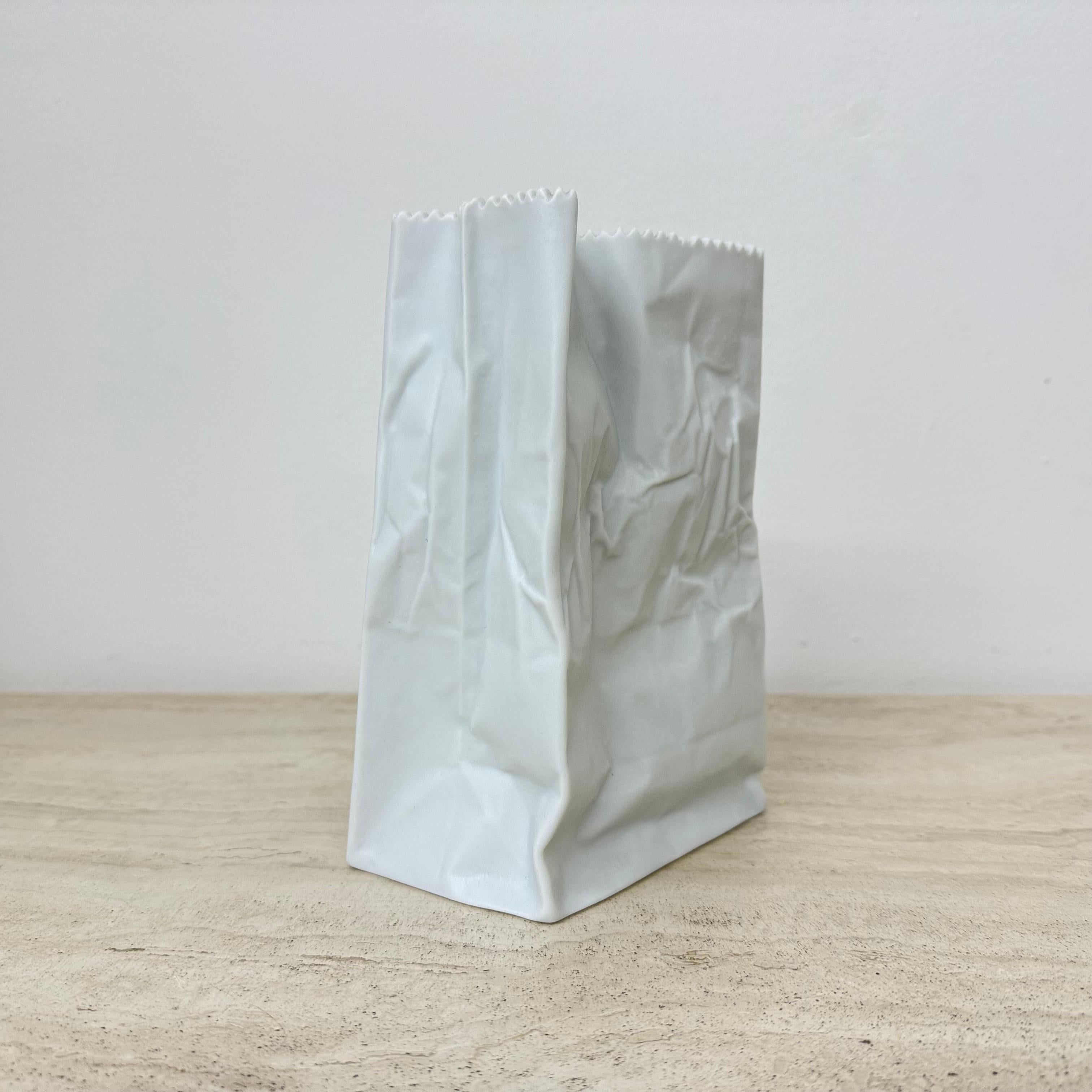 Vaso di sacchetti di carta Rosenthal di Tapio Wirkkala, anni '70 in vendita 2
