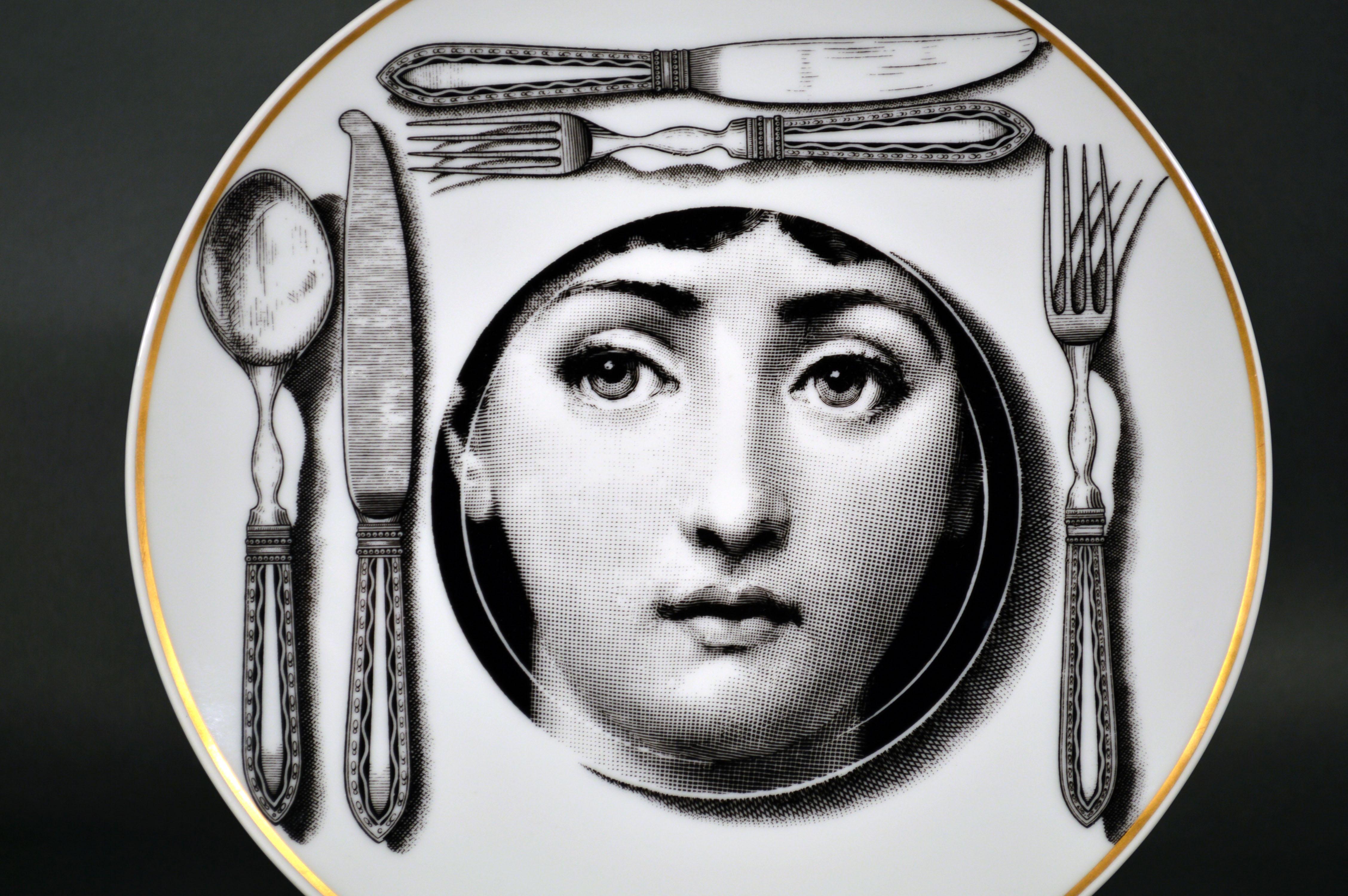 Rosenthal Piero Fornasetti Porcelain Plate, Themes & Variation Pattern, Motiv 11 In Excellent Condition In Downingtown, PA