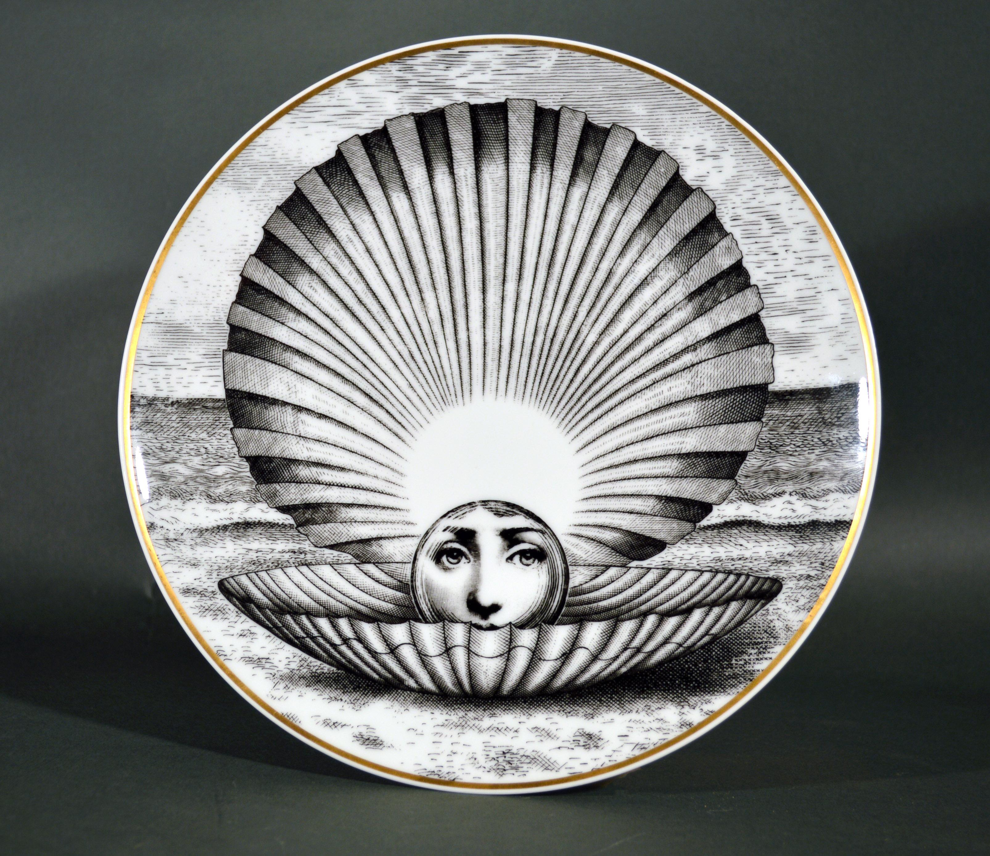 Rosenthal Piero Fornasetti Porcelain Plate Themes & Variation Pattern, Motiv 14 In Excellent Condition In Downingtown, PA