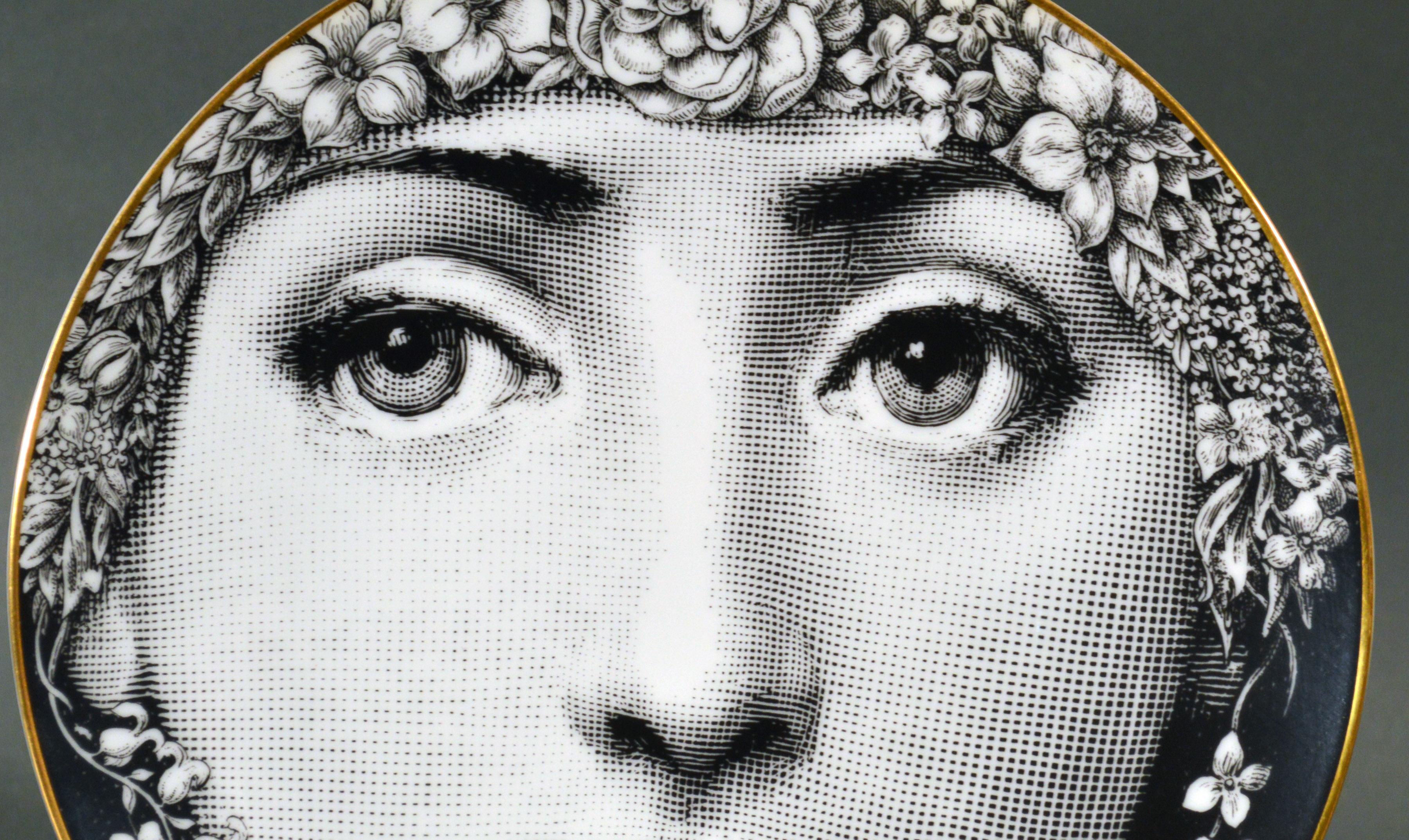 Mid-Century Modern Rosenthal Piero Fornasetti Themes & Variation Porcelain Plate Motiv 30, Flowers