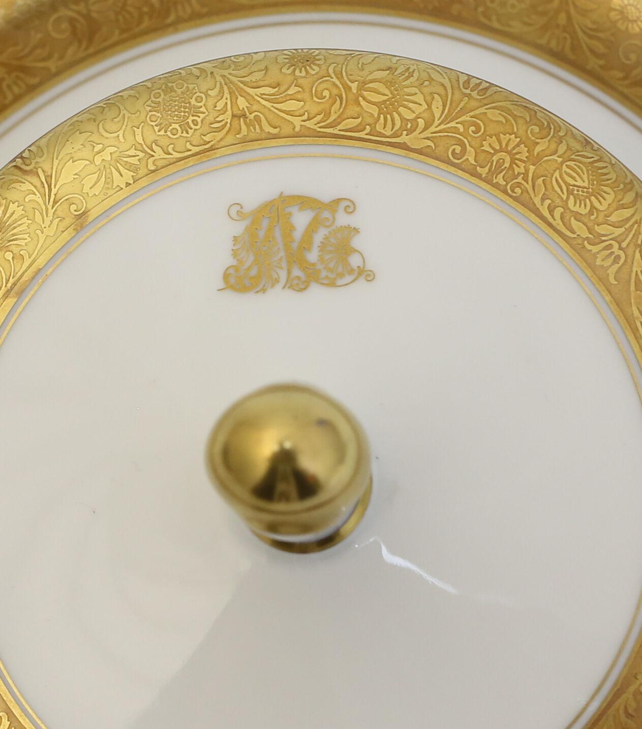 Rosenthal Porcelain Covered Butter Dish Aida Monogramm Saddam Hussein Al Naseri In Good Condition For Sale In Gardena, CA