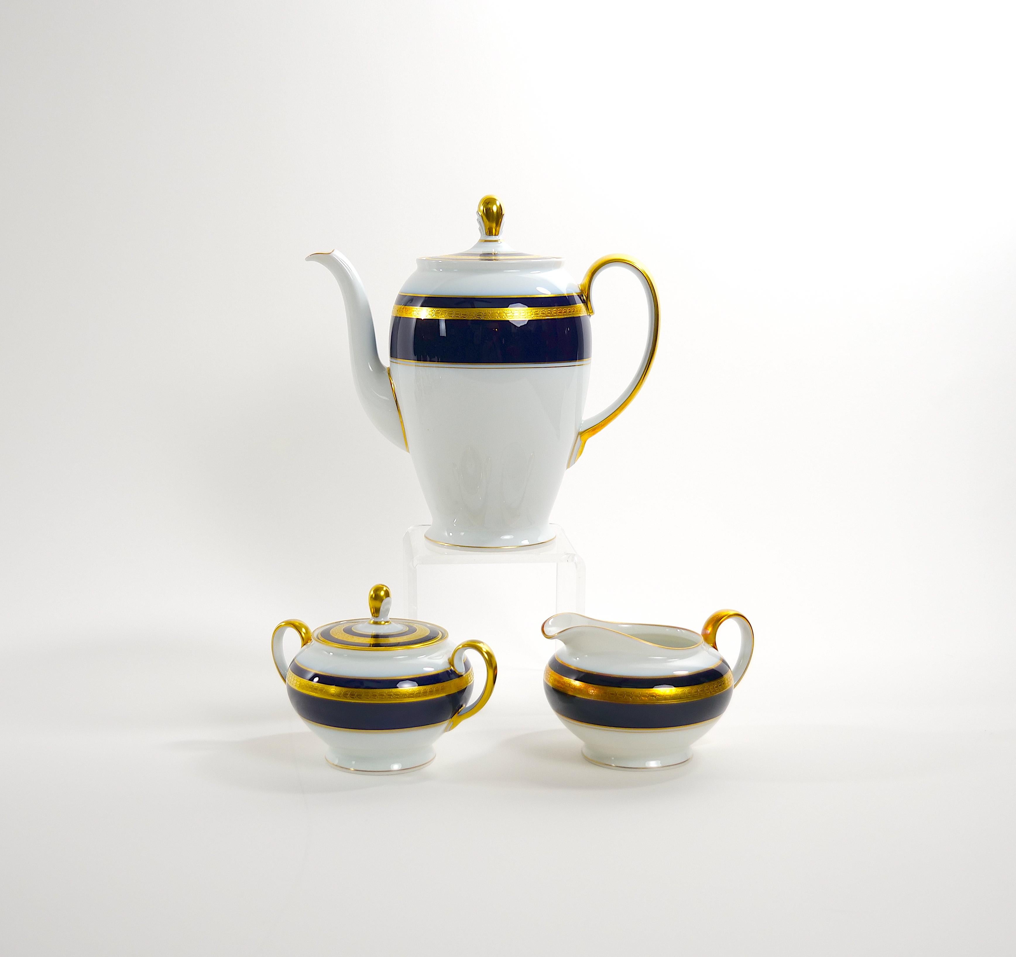 20th Century Rosenthal Porcelain Dinnerware & Coffee Service / 14 People