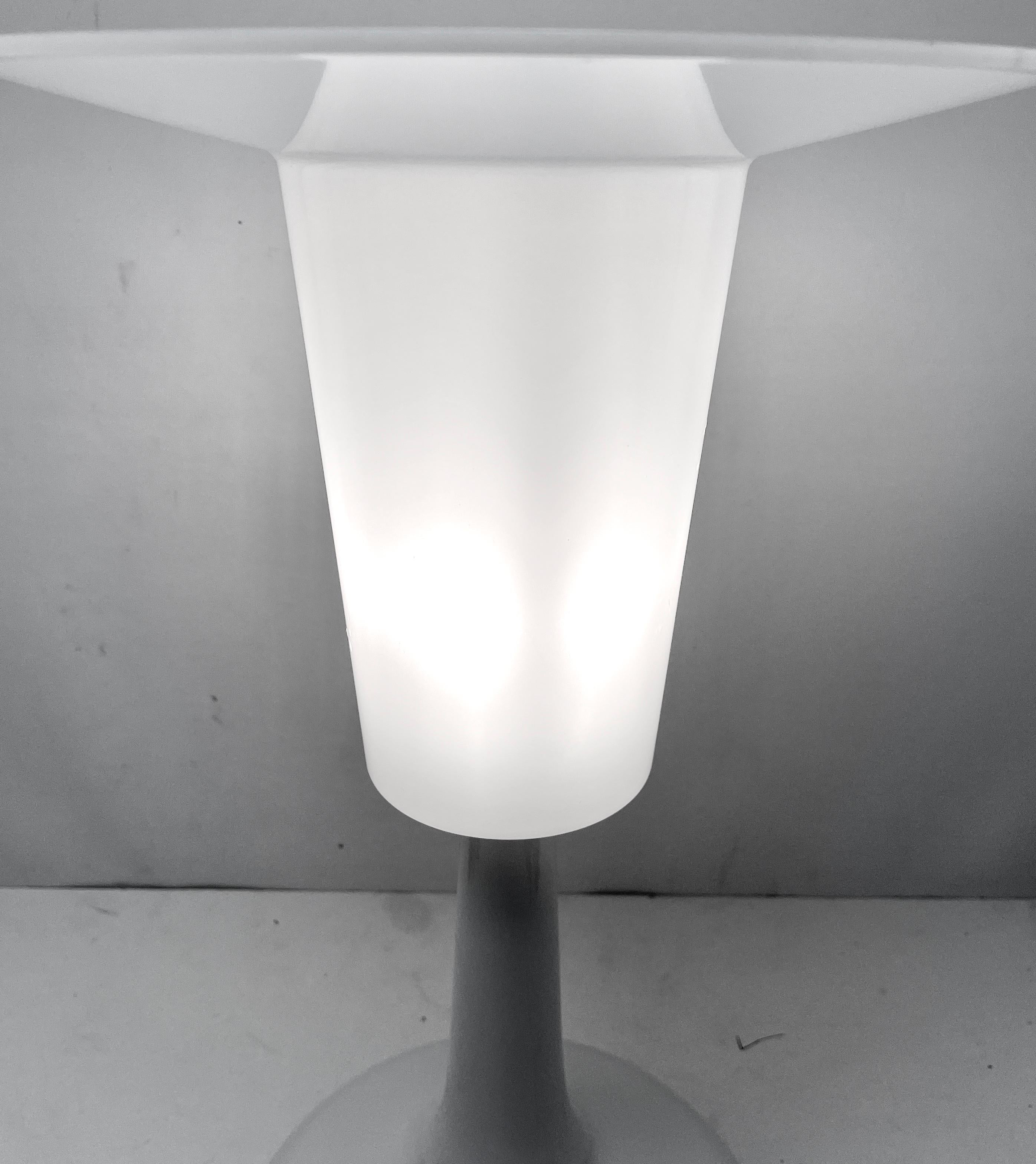 Milieu du XXe siècle Rosenthal, grande lampe de bureau en porcelaine, années 1960, Allemagne en vente
