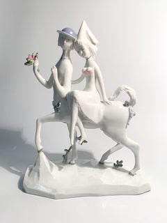 Sculpture en porcelaine de Rosenthal par Raymond Peynet Centaur avec princesse, 1957