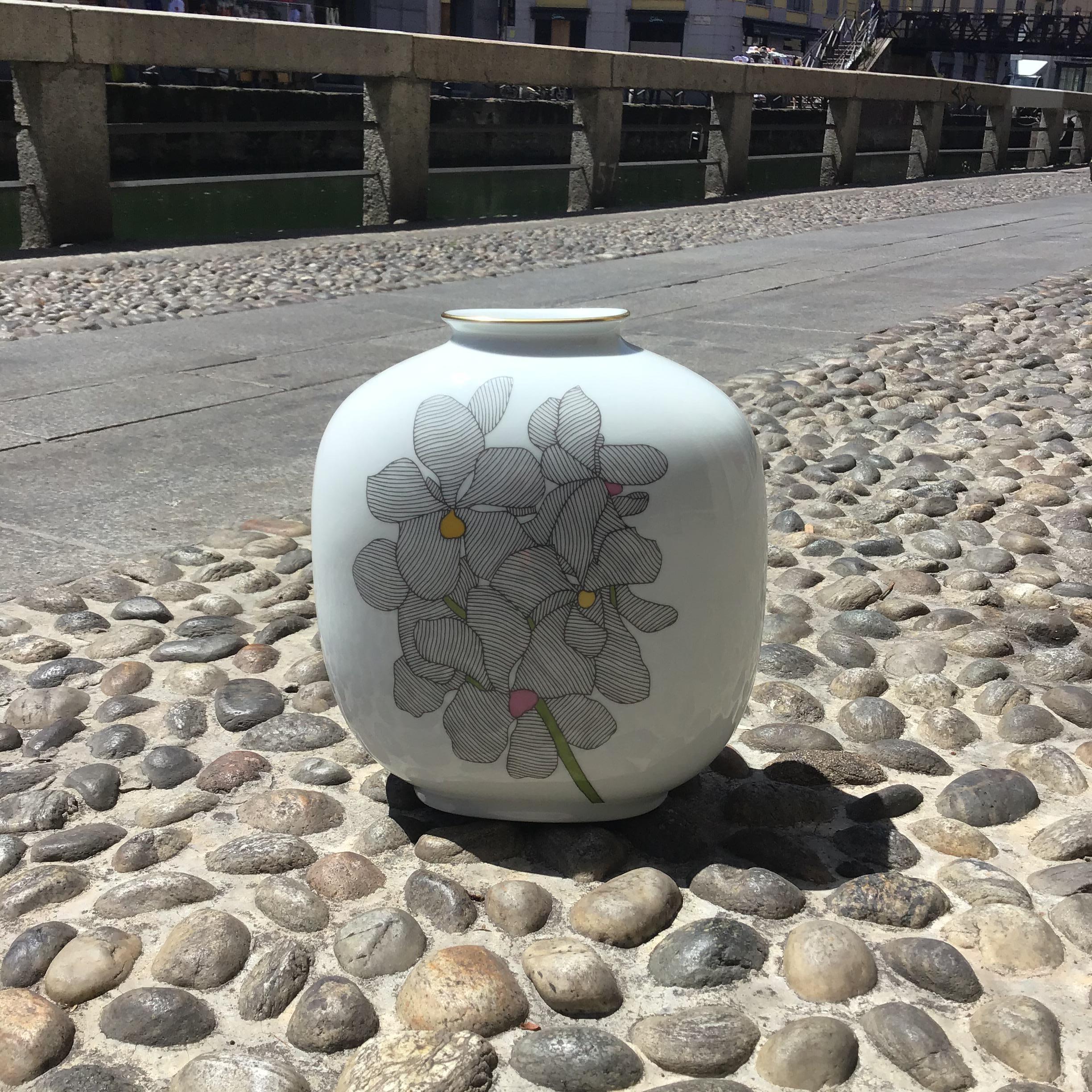 Late 20th Century ROSENTHAL PORCELAIN VASE 1970 Italia For Sale