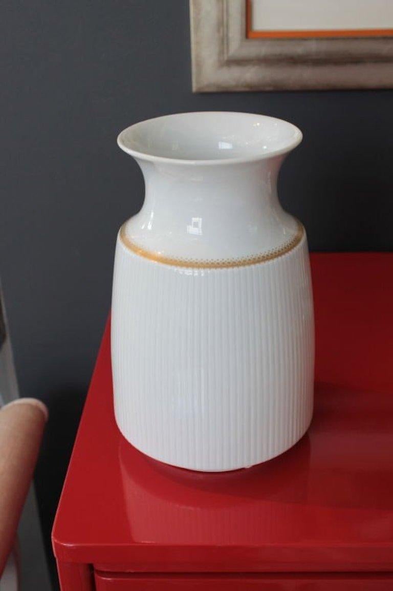 Mid-Century Modern Porcelain Fluted Rosenthal Vase with Gold Band For Sale