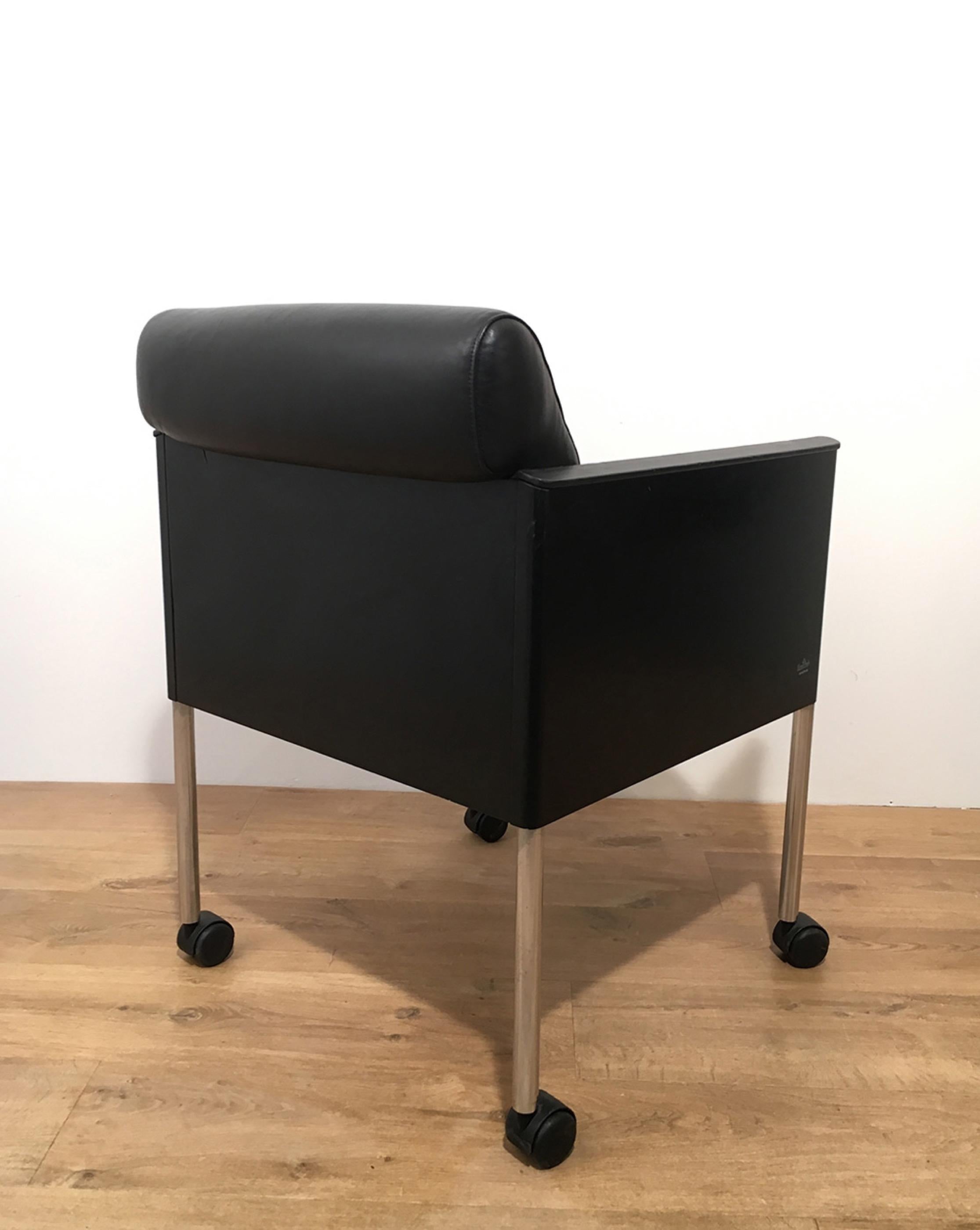 Set of 4 Black Lacquered and Leather Armchairs on Casters by Rosenthal. Cir 1970 For Sale 6