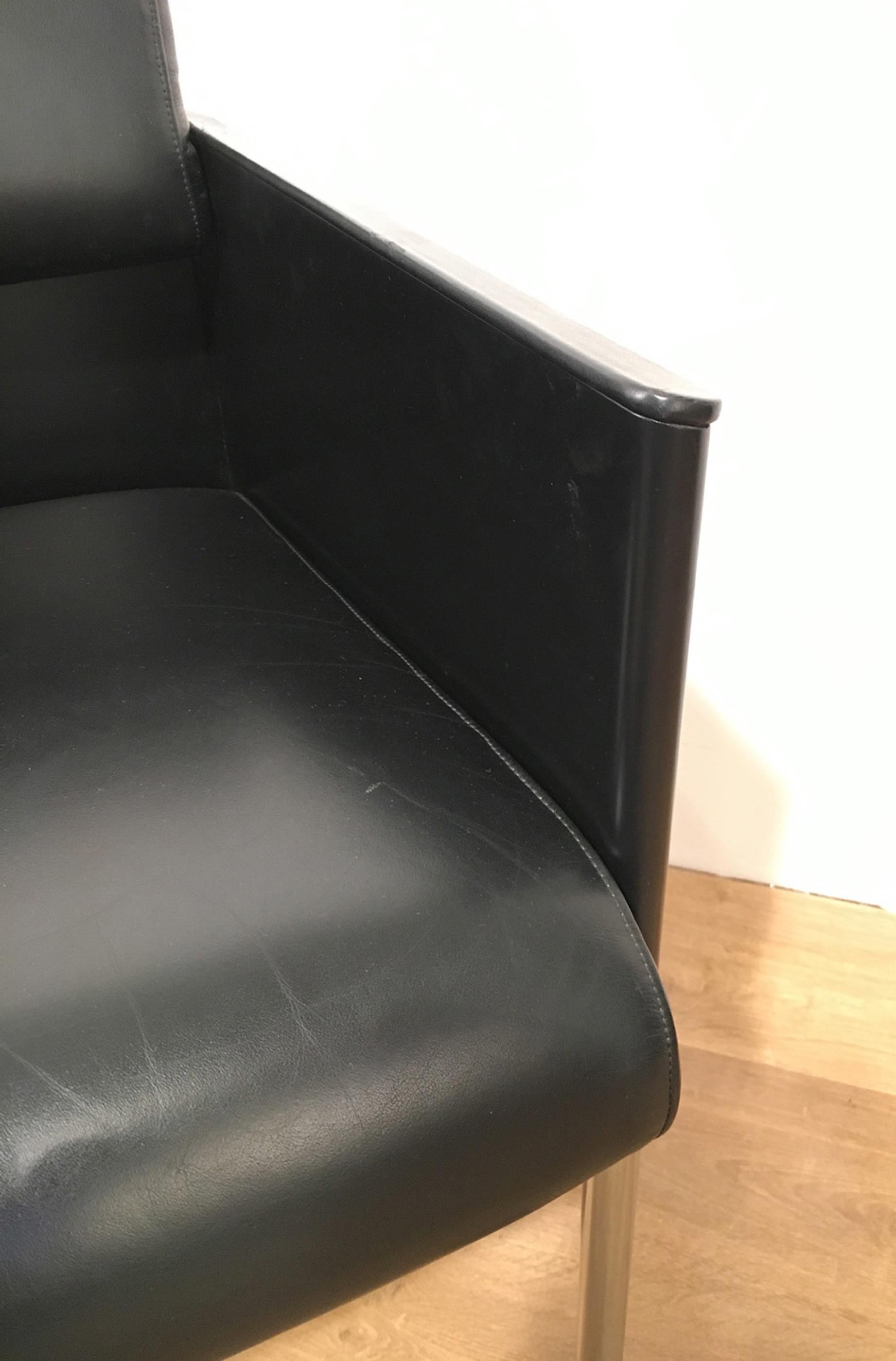 Juego de 4 Sillones de Cuero y Lacados en Negro con Ruedas by Rosenthal. Cir 1970 en venta 8