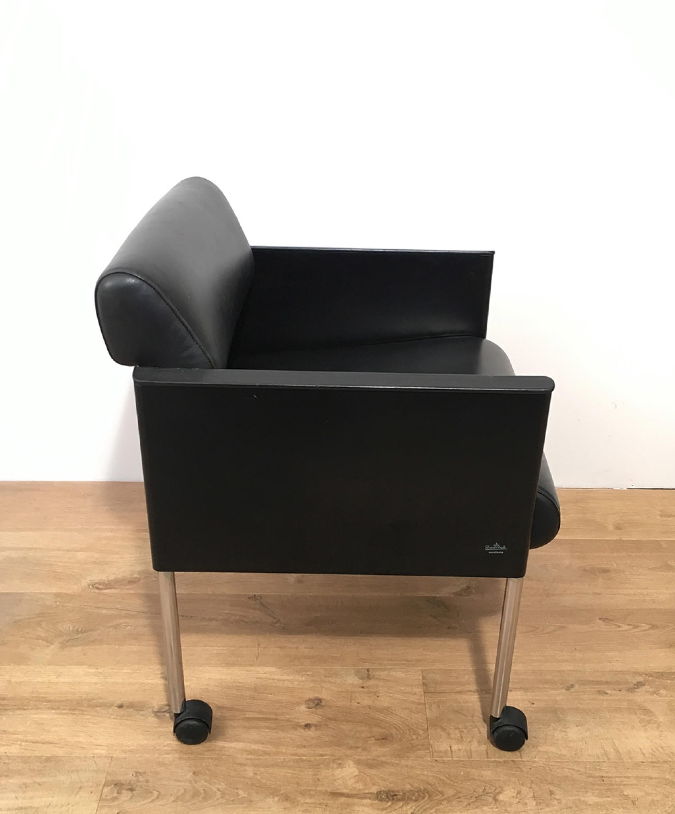 Set of 4 Black Lacquered and Leather Armchairs on Casters by Rosenthal. Cir 1970 For Sale 1