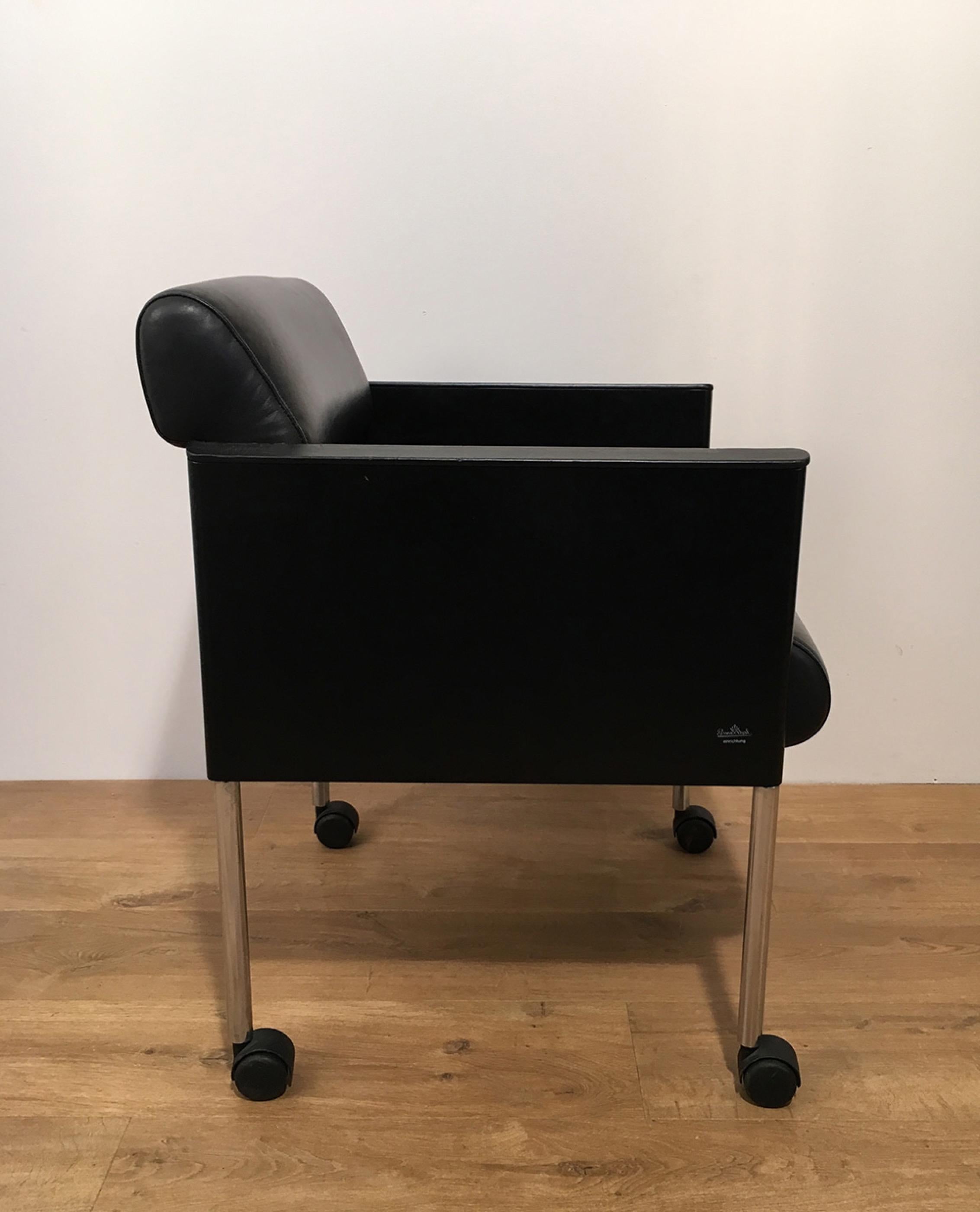 Set of 4 Black Lacquered and Leather Armchairs on Casters by Rosenthal. Cir 1970 For Sale 2