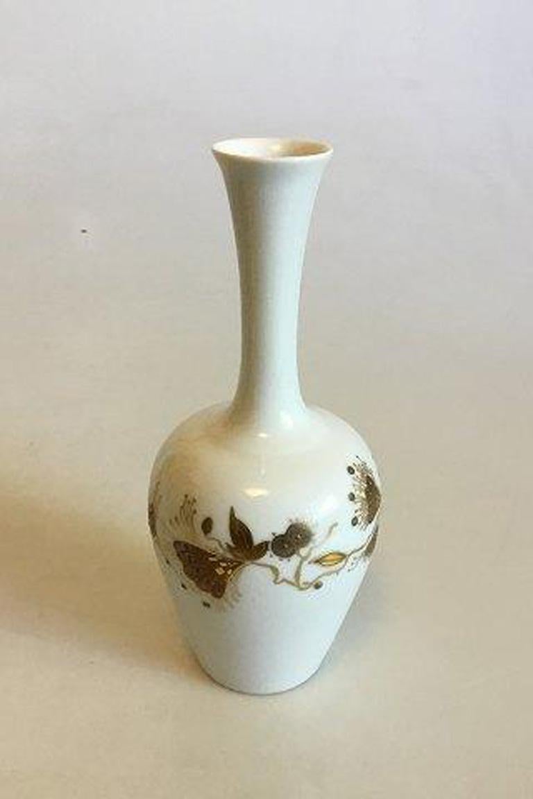 Rosenthal Studio line, Bjorn Wiinblad vase No 583. 

Measures 17 cm / 6 11/16 in.
    