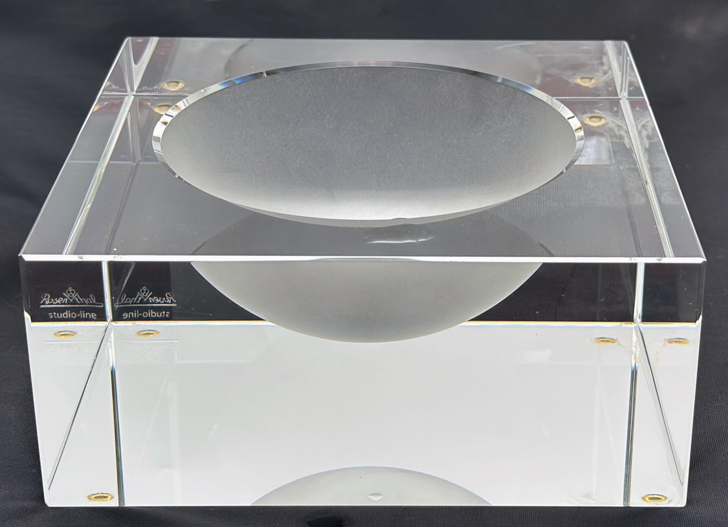 Rosenthal Studio-Line Lucite and Frosted Glass Cube Ashtray or Vide-Poche, 1970s In Good Condition For Sale In West Palm Beach, FL