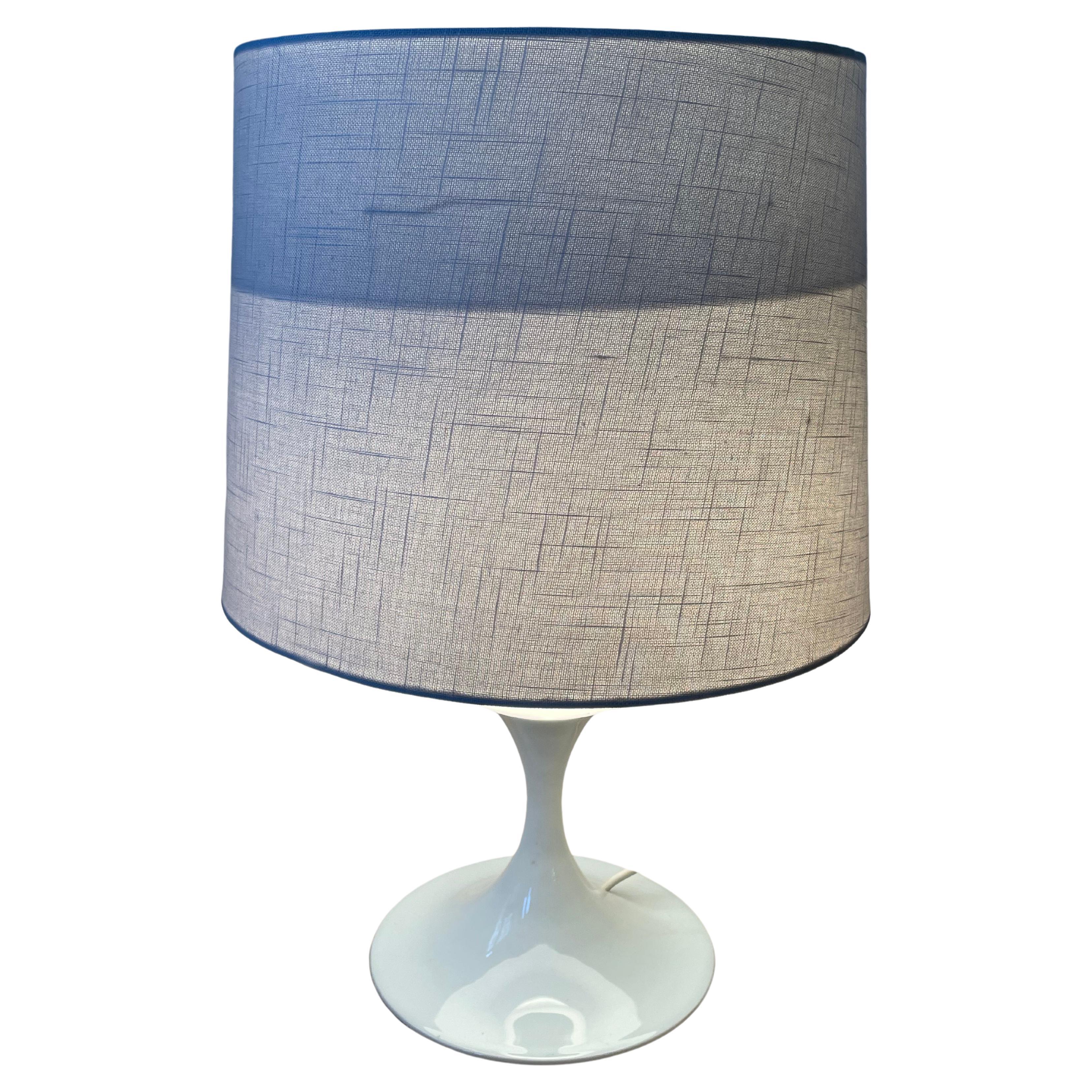 Vintage tulip base Ceramic table lamp by Rosenthal Germany from the Studio Line series. Space age, mid-century German vintage. Pleasant lighting through the shade. Marked at the bottom of the base of the E27 lamp holder.