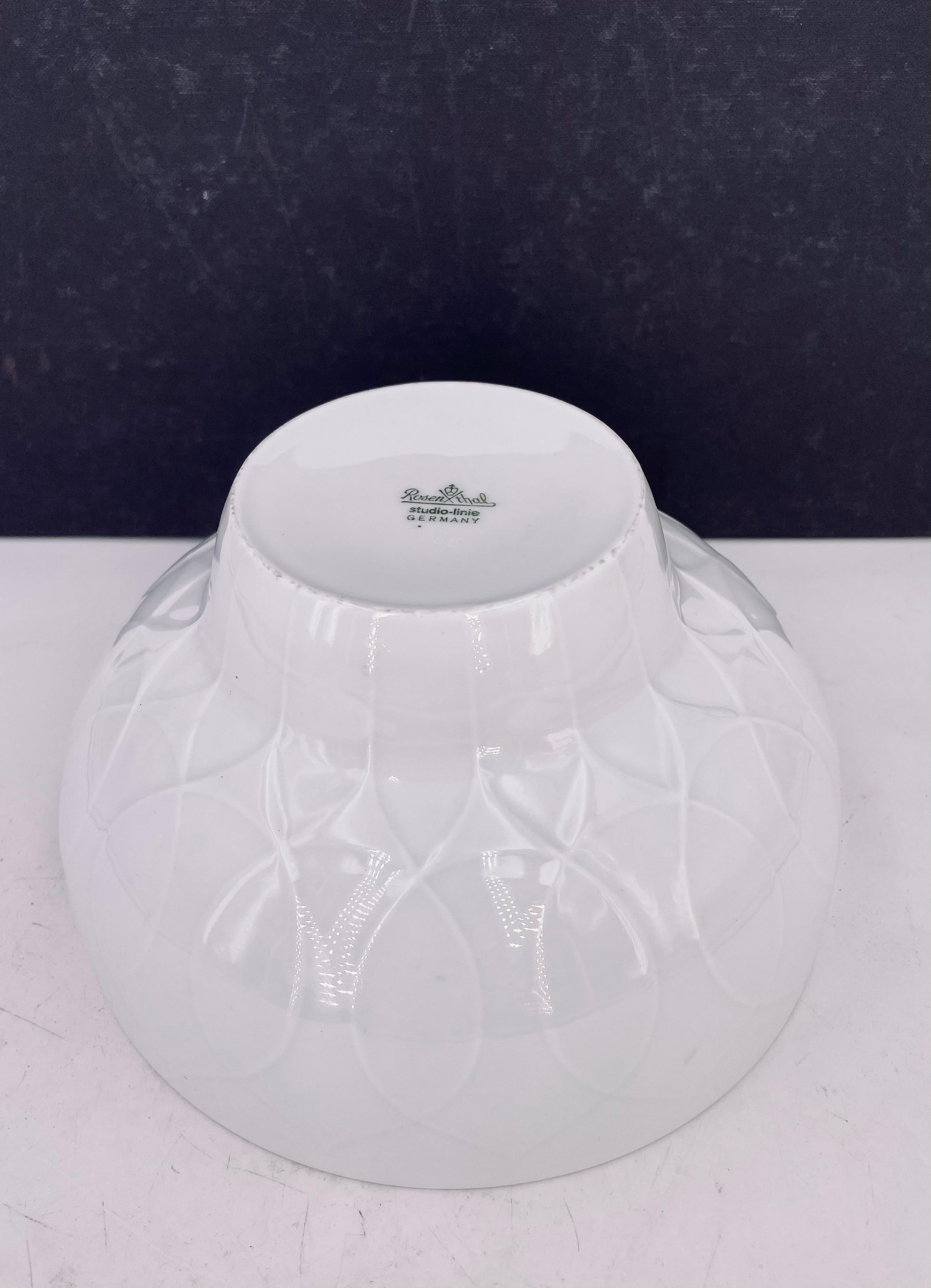 Rosenthal Studio Line White Porcelain Lotus Design Bowl by Bjorn Wiinblad In Excellent Condition In San Diego, CA