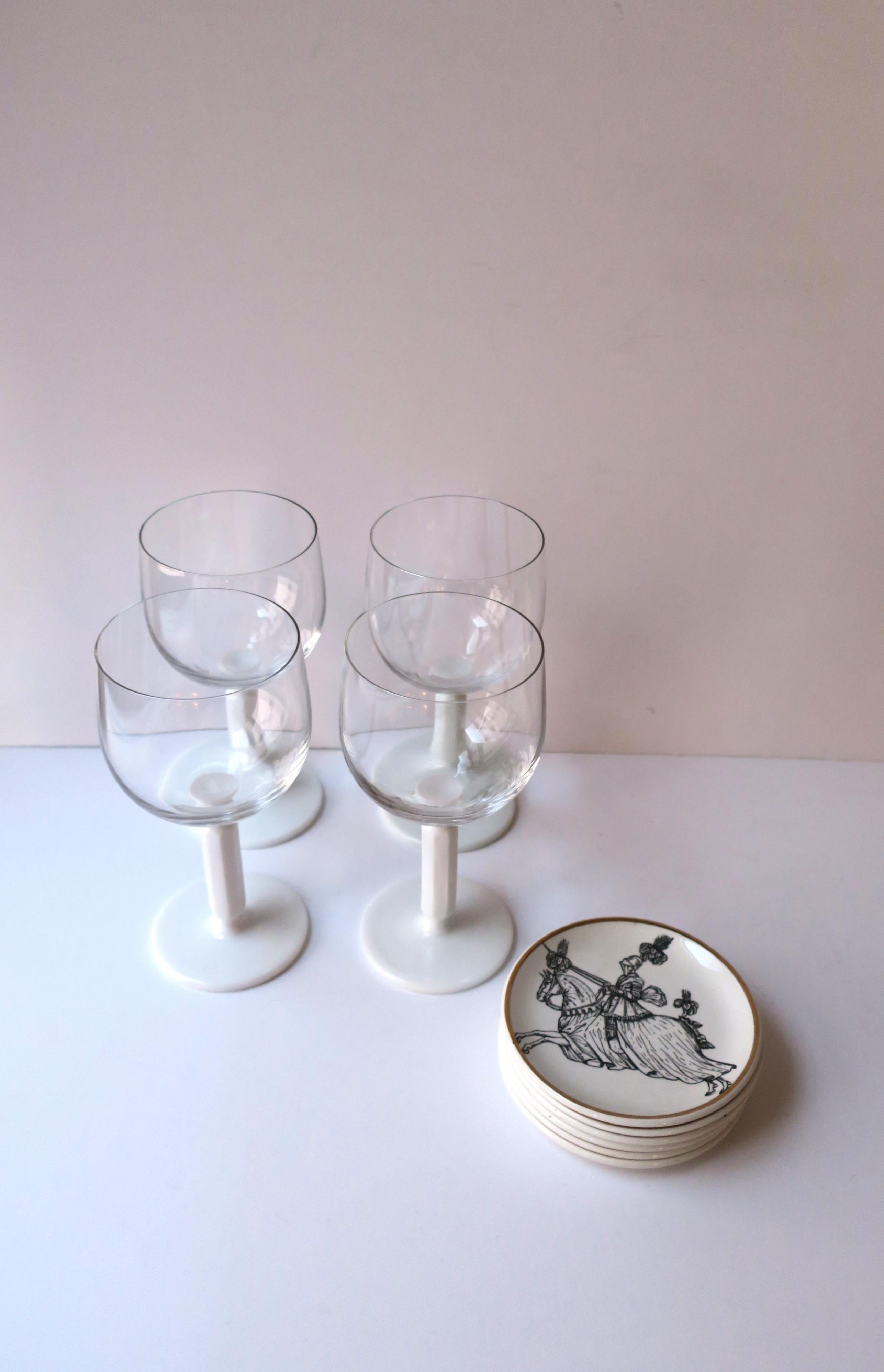 Rosenthal Studio-Line Wine or Cocktail Glasses with White Glass Stem, Set of 4 In Good Condition For Sale In New York, NY
