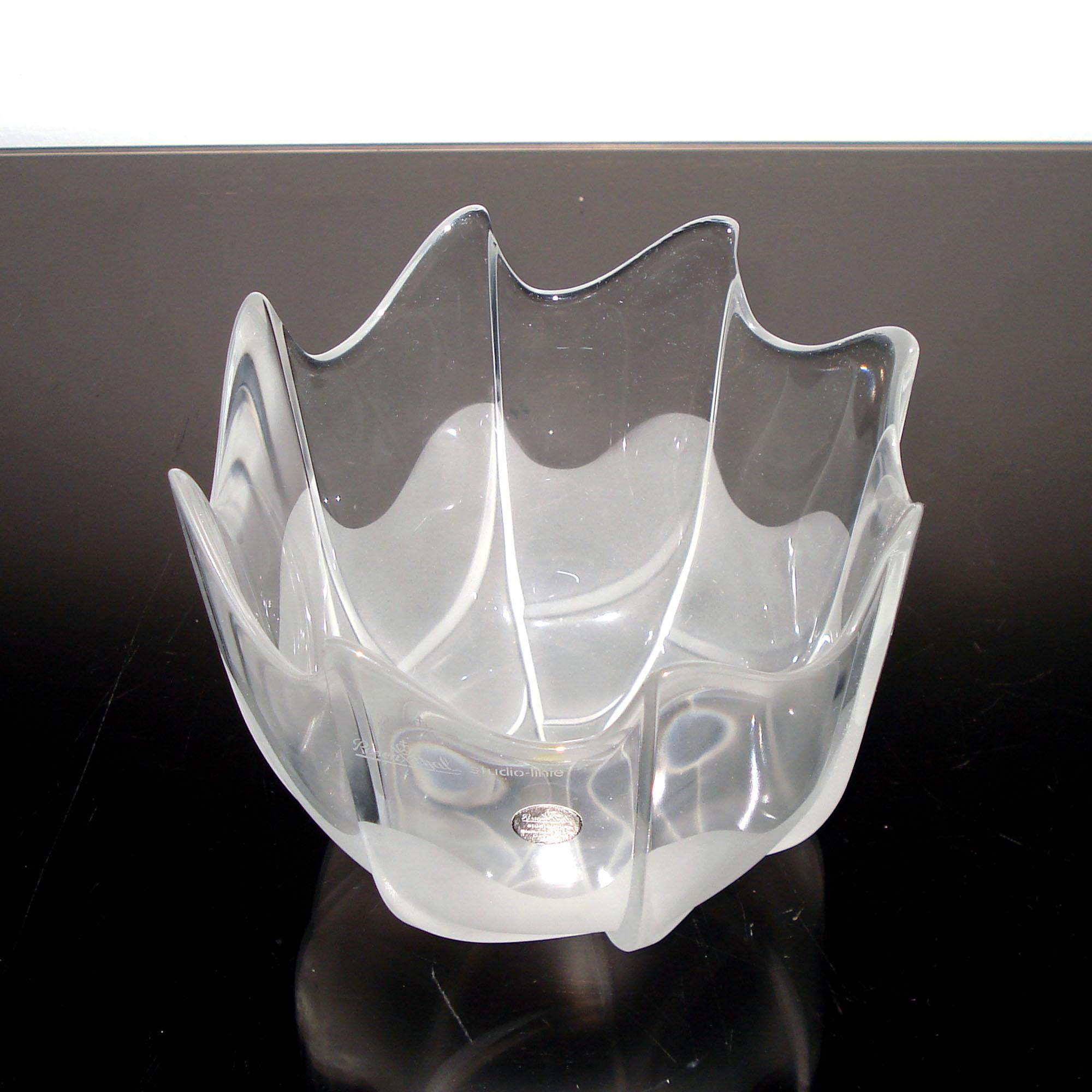 Mid-Century Modern Rosenthal Studio-Linie Frosted Crystal Bowl For Sale