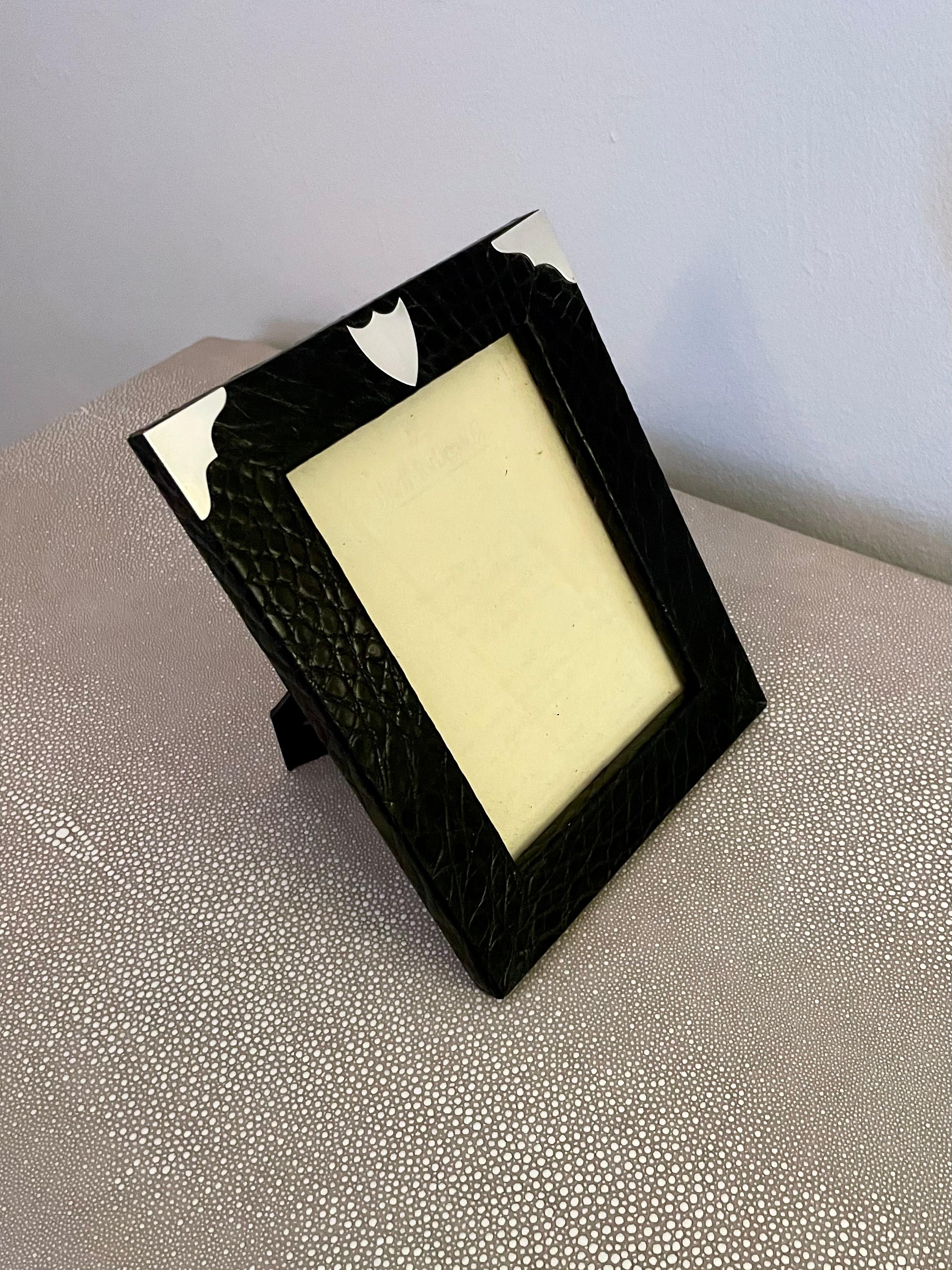 Rosenthal-Truitt Crocodile and Sterling Silver Picture Frame In Good Condition In Los Angeles, CA