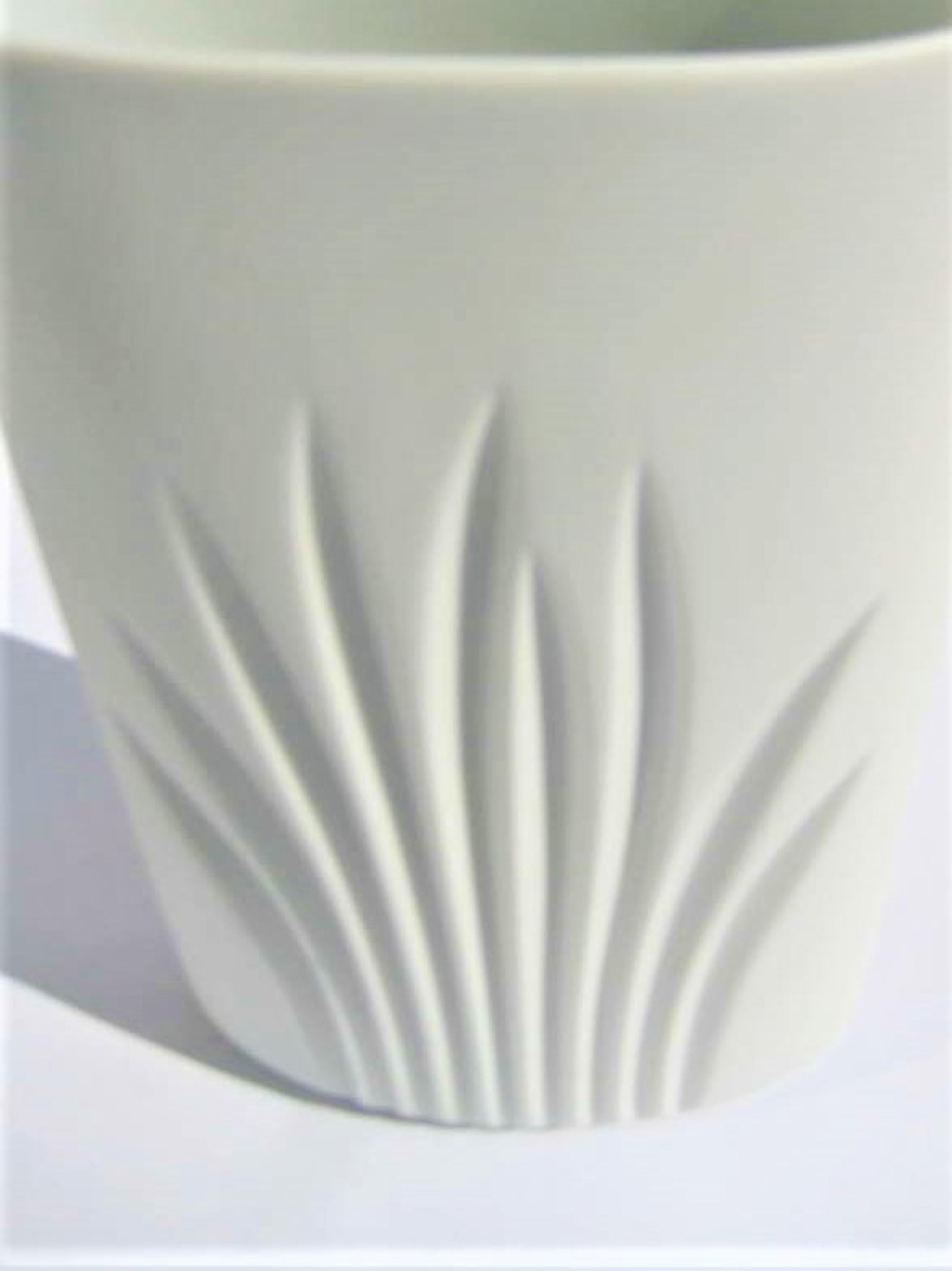 Rosenthal Vase, Germany Porcelain Mid Century  In Excellent Condition In New York, NY