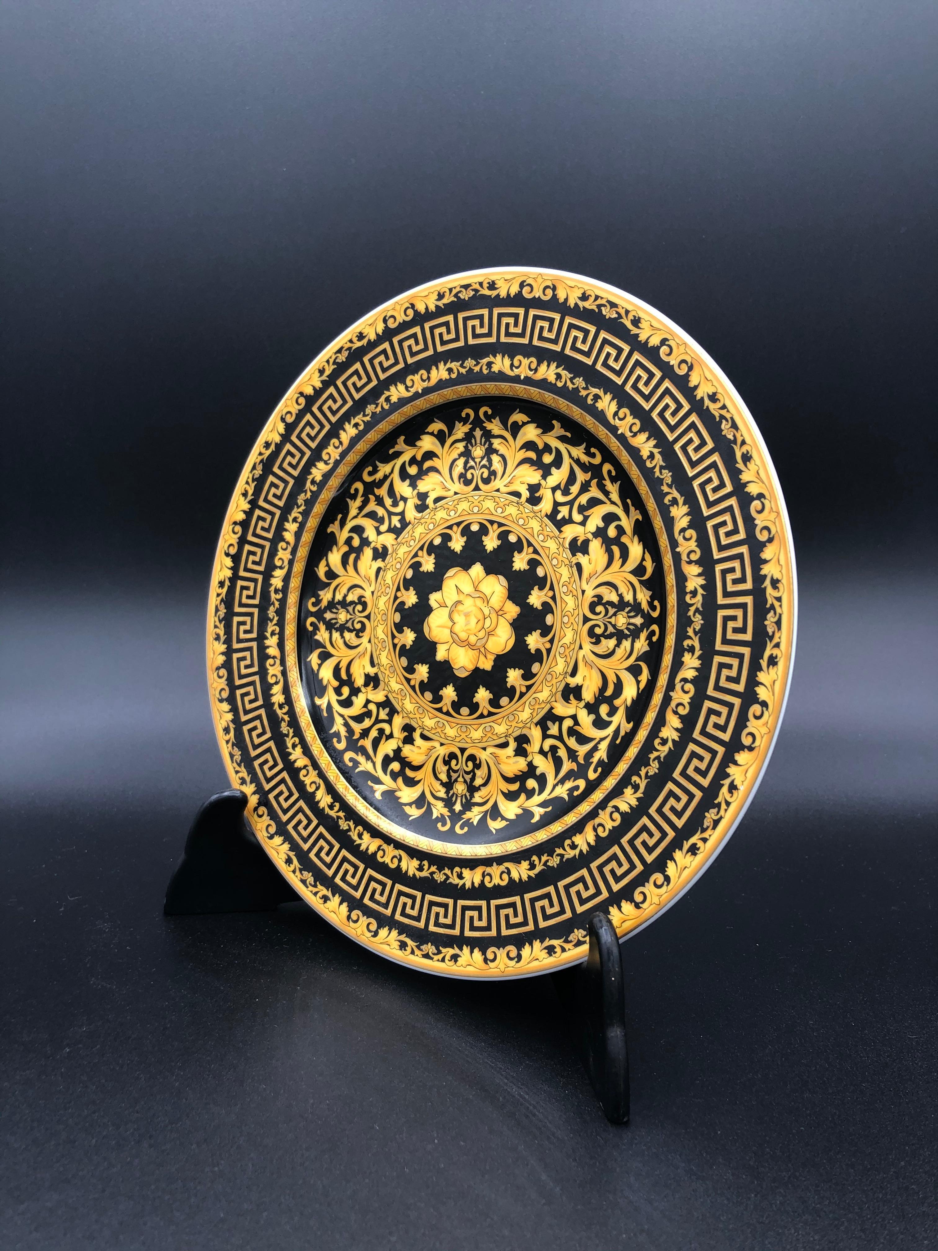 versace gold plate
