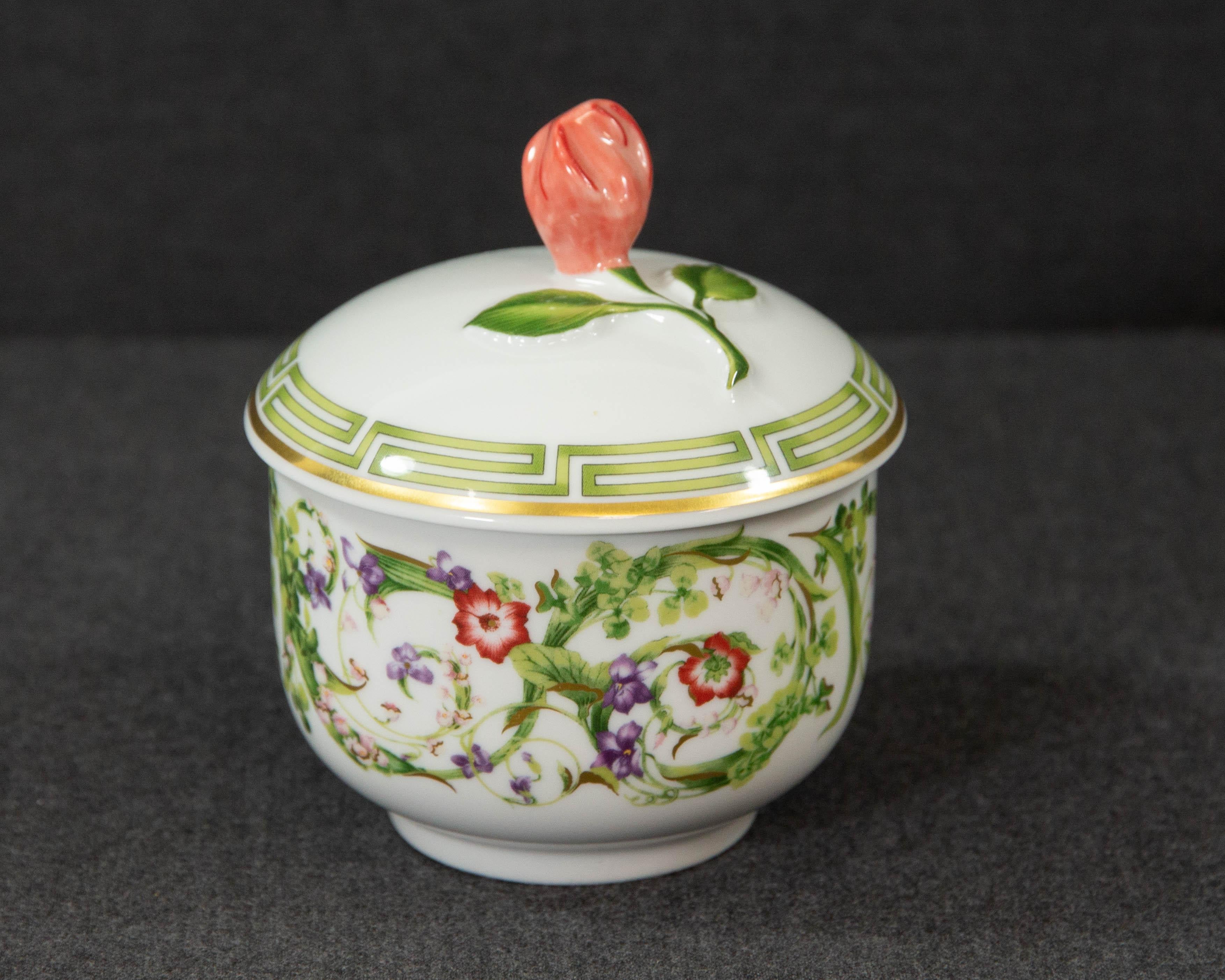 A sugar bowl or appetizer plate made by Rosenthal belonging to the series Flower Fantasy, designed by Versace.

The design was inspired by a floral pattern from Versace's fashion archives. The series is decorated with attractive sprays of foliage
