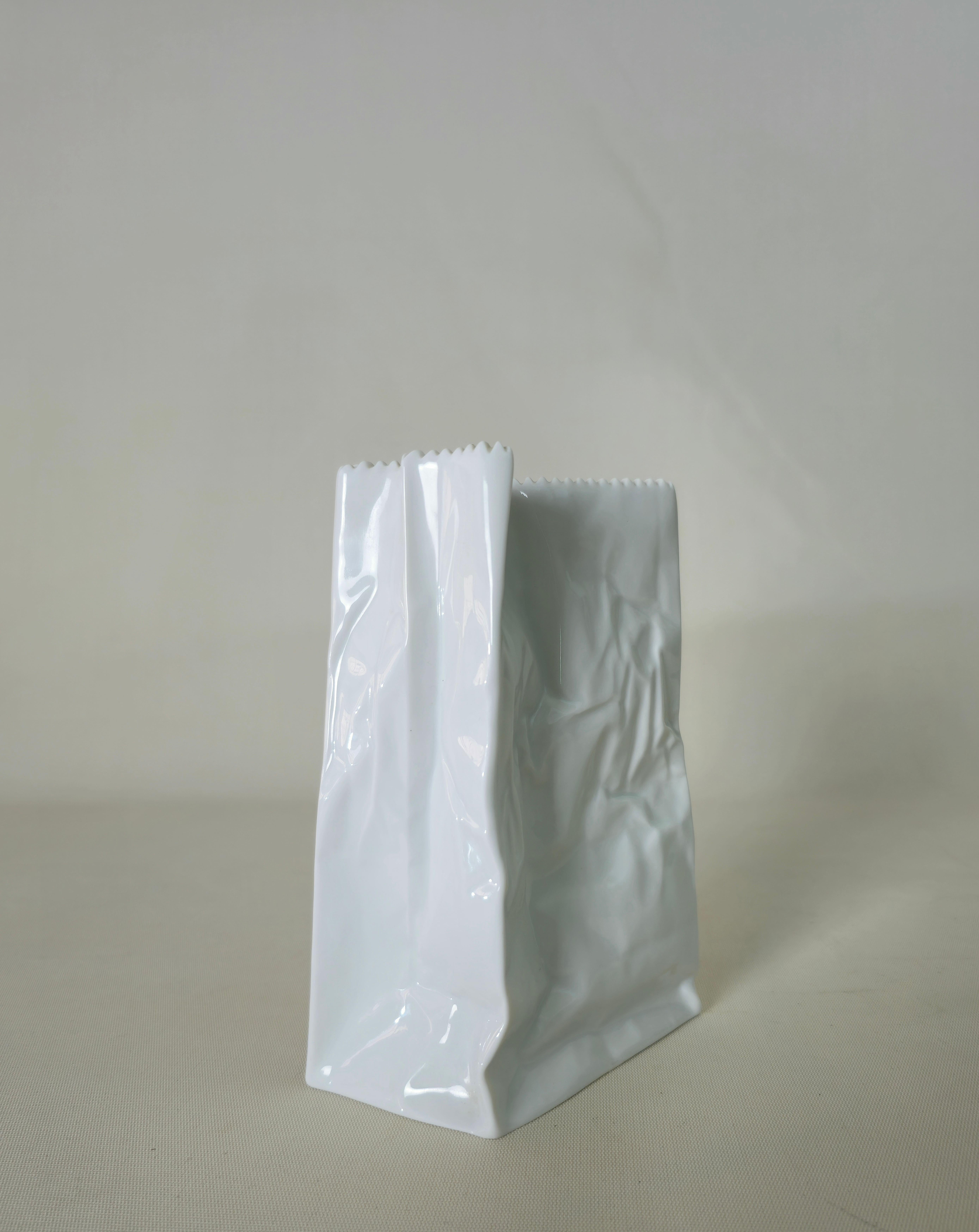 Rosenthal Tapio Wirkkala sculptural design en céramique blanche des années 1980 Excellent état - En vente à Palermo, IT