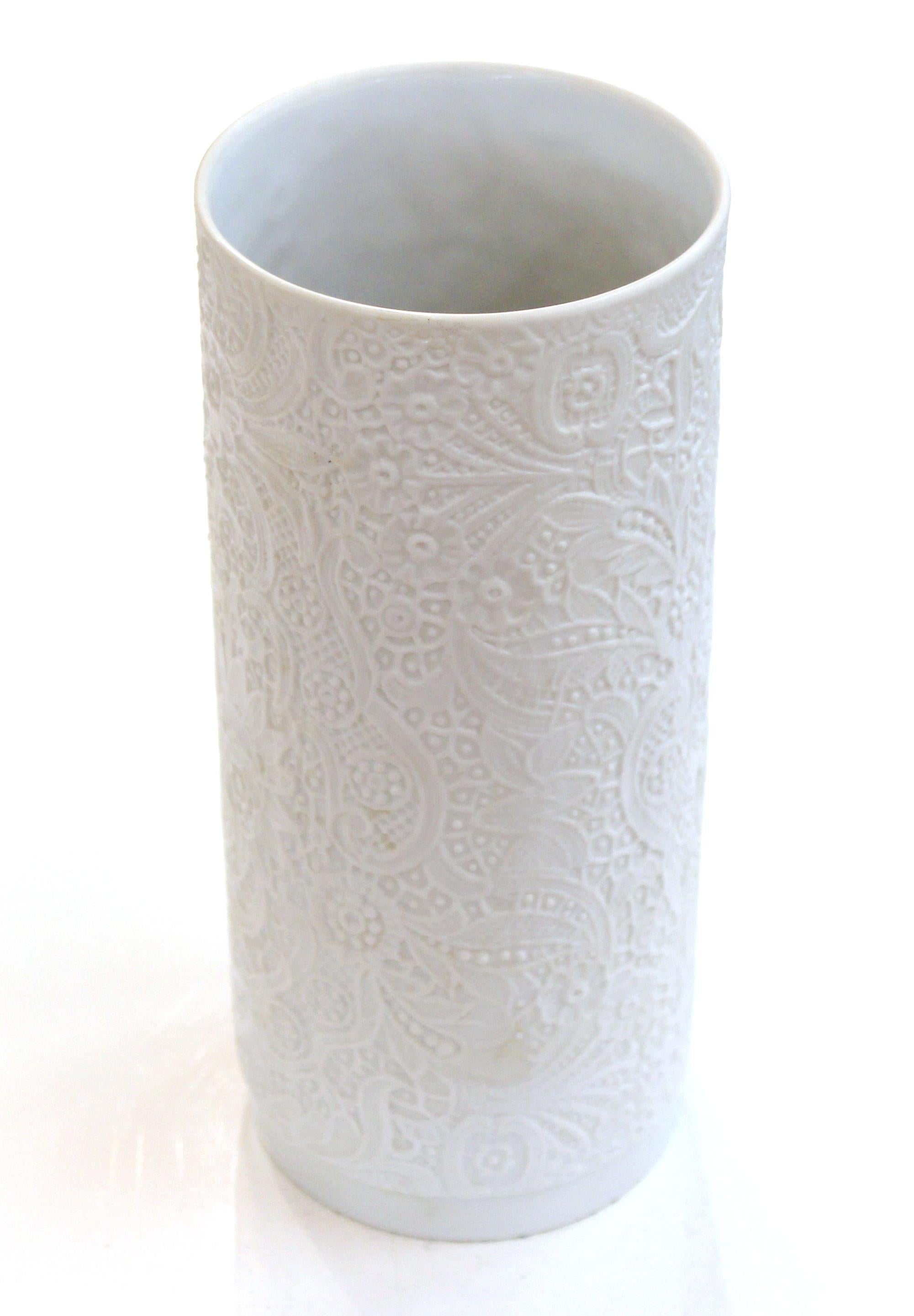 Rosenthal German Modern white porcelain bisque op-art vase with lace surface design, marked on the bottom.