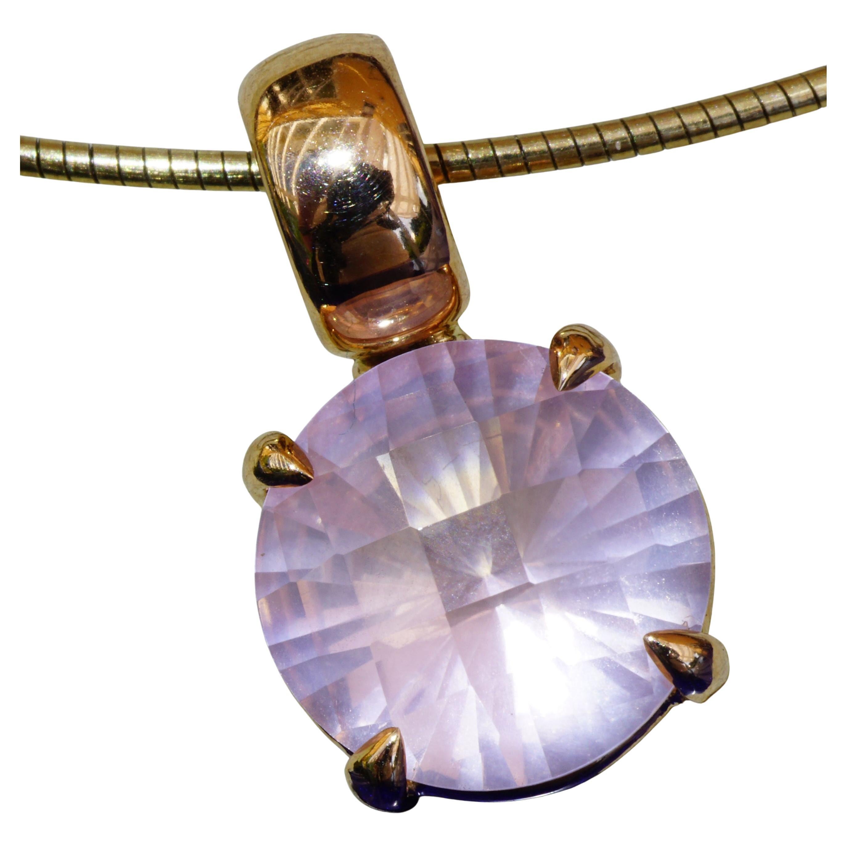 Pendentif rosequarz 18 carats massif fabriqué à la main en Italie