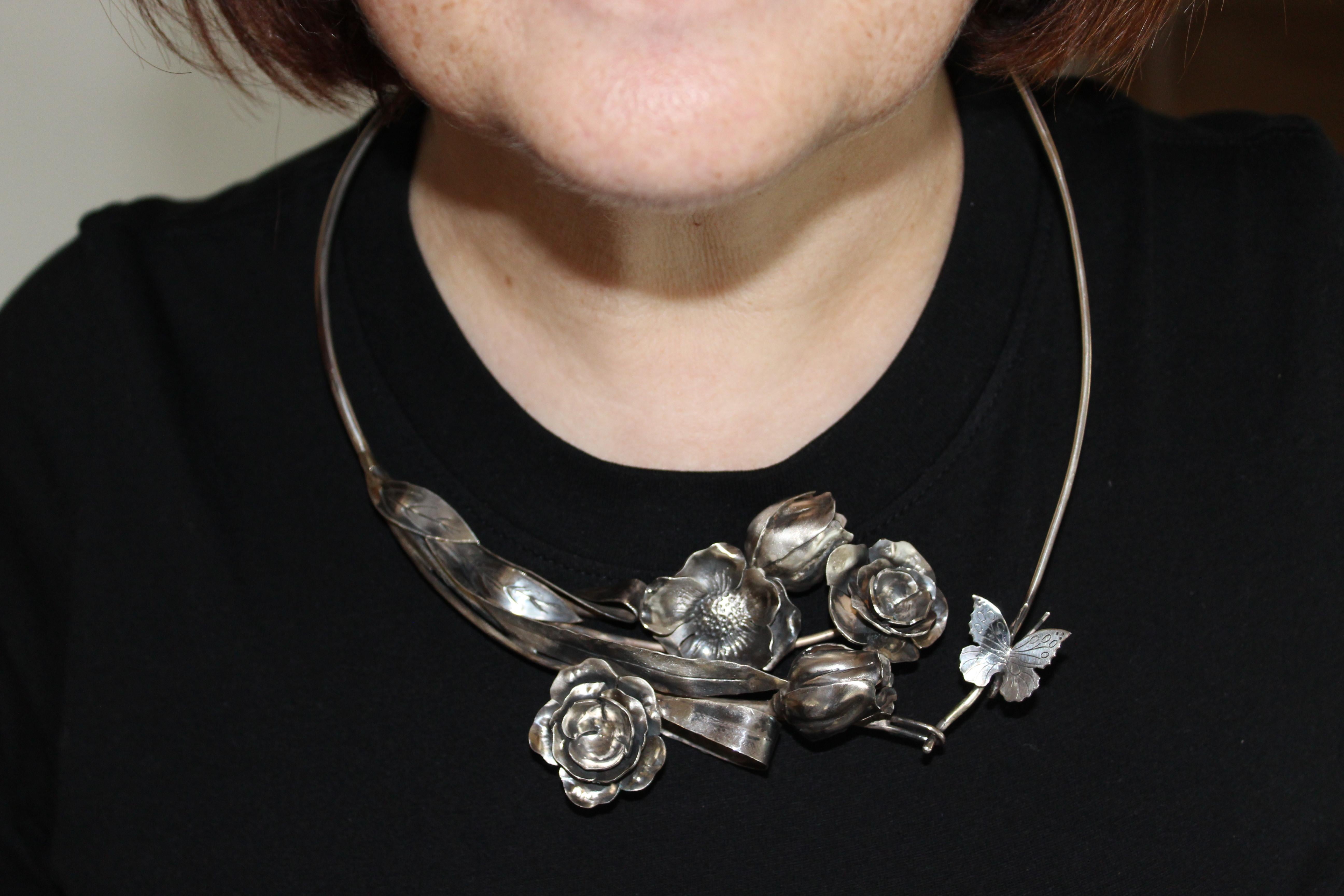 Roses and Butterfly Sterling Silver Choker, Handmade, Italy For Sale 4