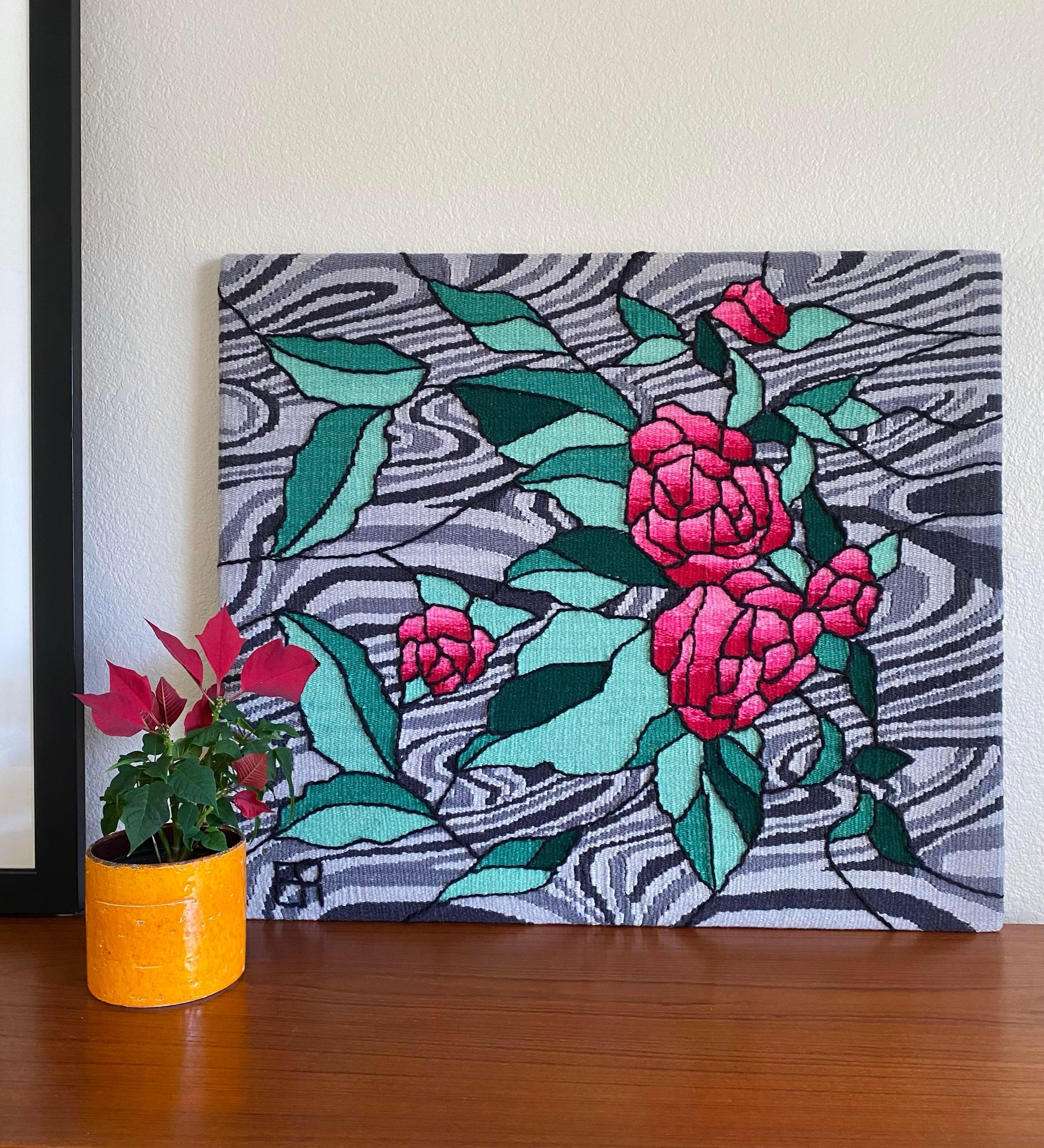 20ième siècle Tapisserie de roses sur fond psychédélique en vente
