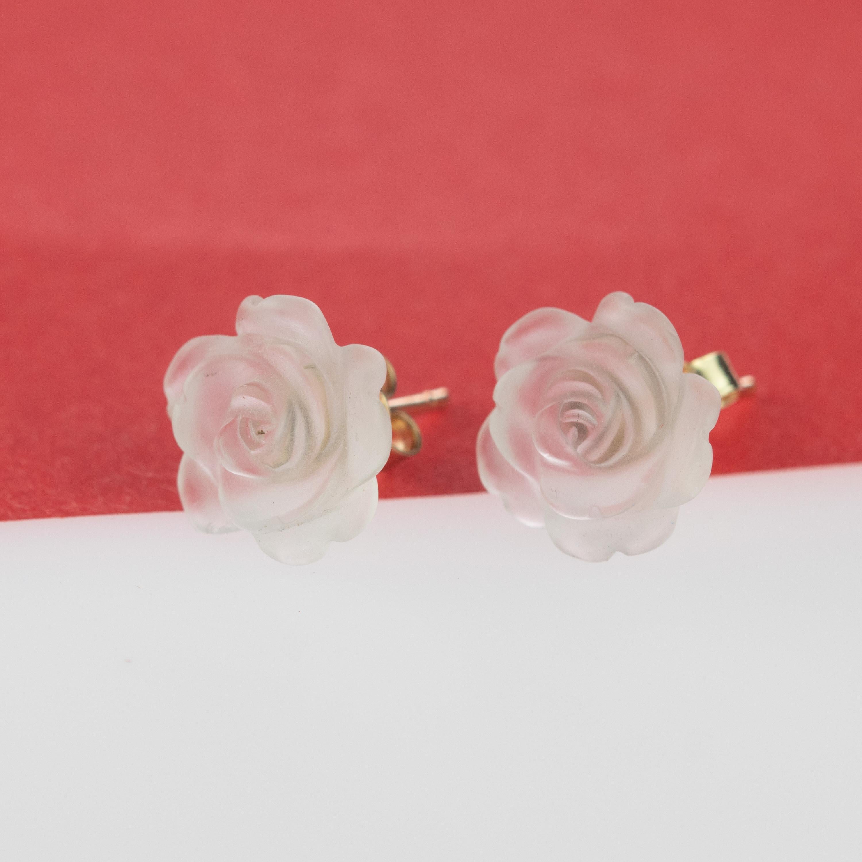 Mixed Cut Roses Rock Crystal Carved 14 Karat Gold Stud Handmade Italian Earrings For Sale