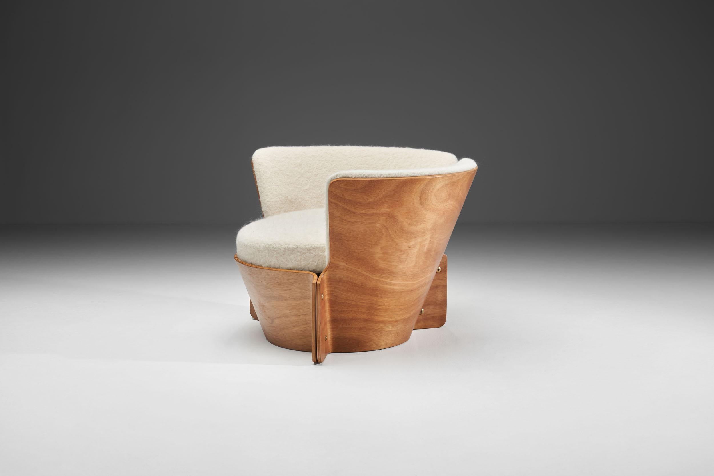 Late 20th Century “Roset” Chair by Ole Gjerløv-Knudsen and Torben Lind, Denmark, 1970s