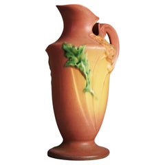 Aiguière rose de Roseville Art Pottery, coque, signée, C1938