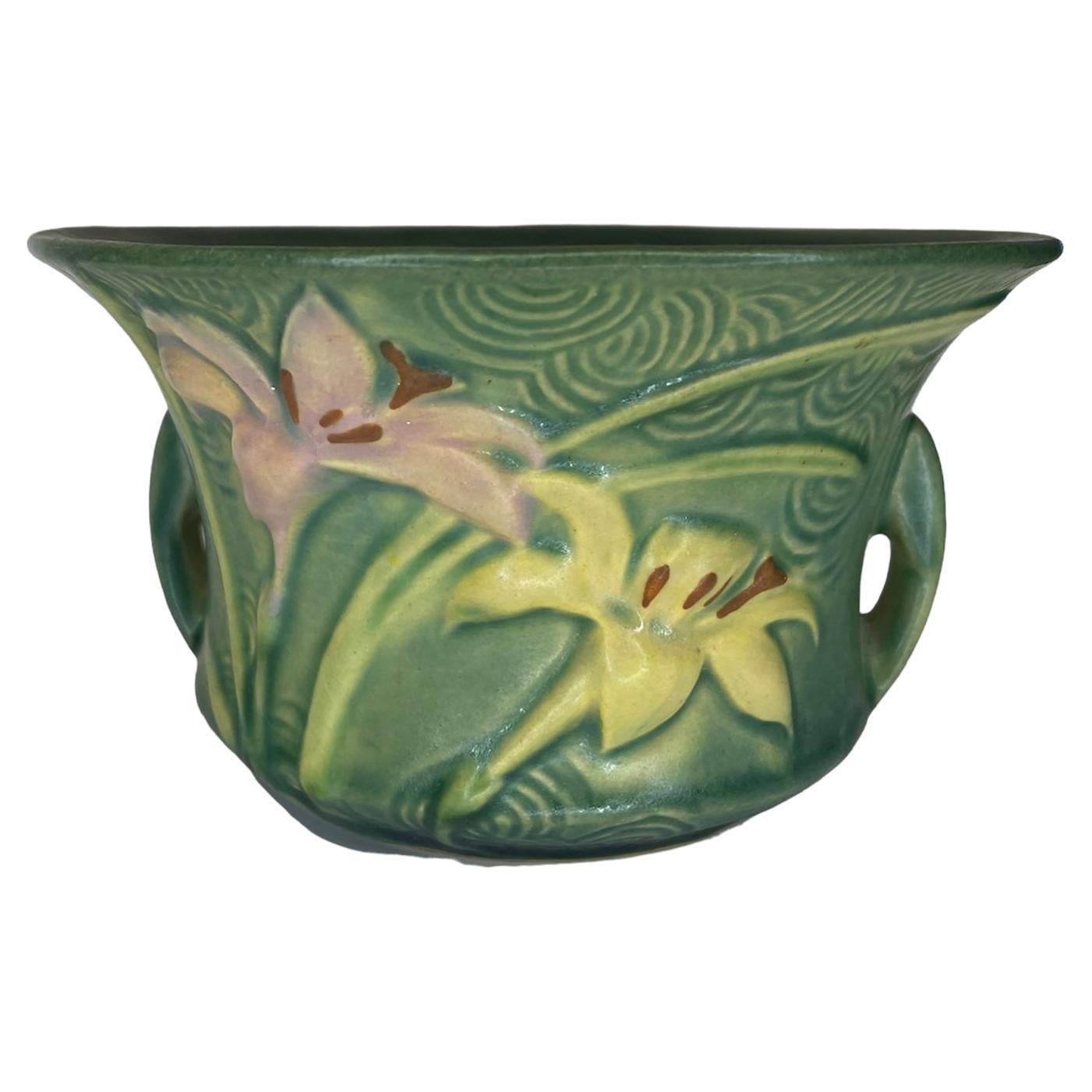 Roseville Art Pottery Zephyr Lilies Pattern Bowl