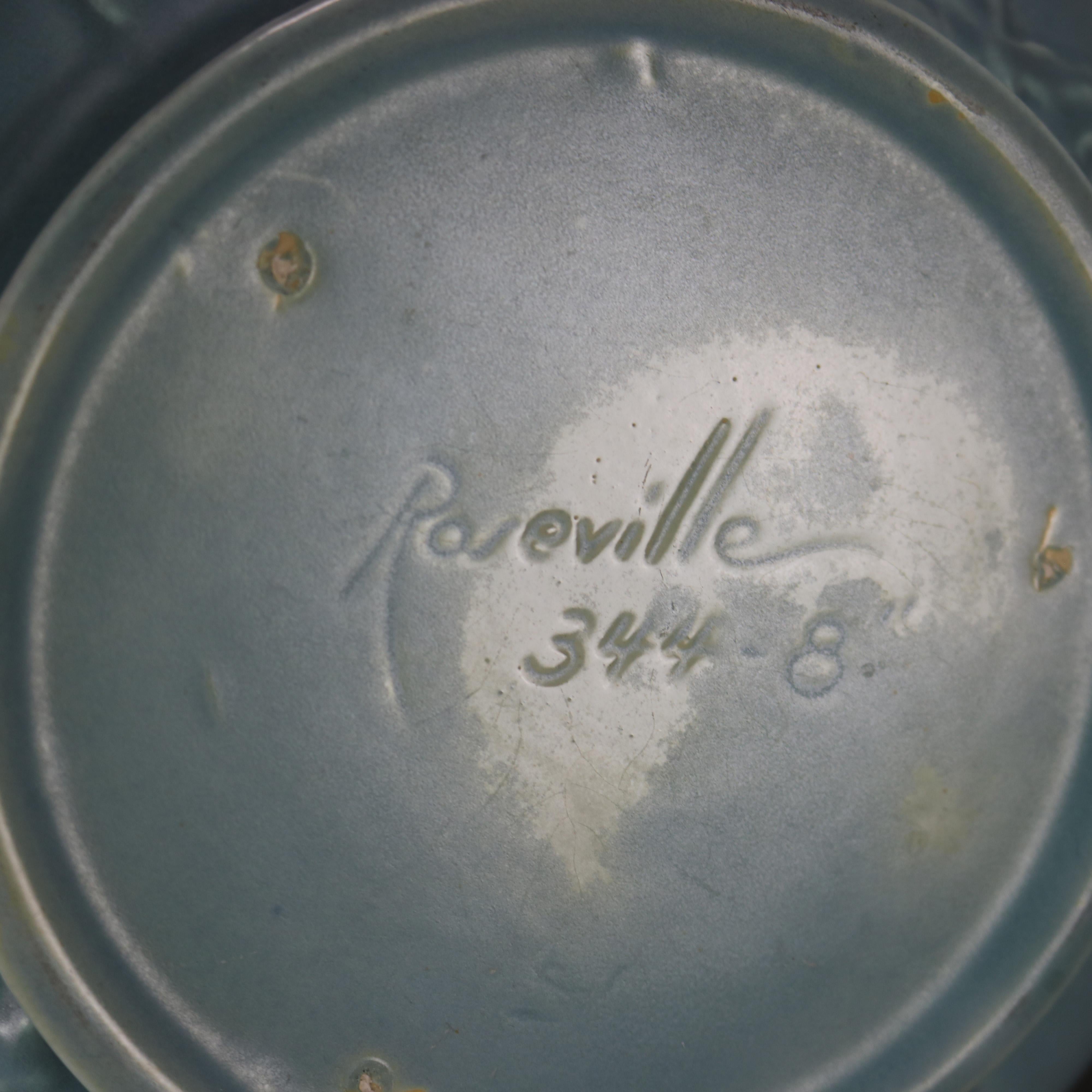 Roseville Pottery, ciotola in ceramica artistica blu con motivo Teasel, metà del XX secolo in vendita 3