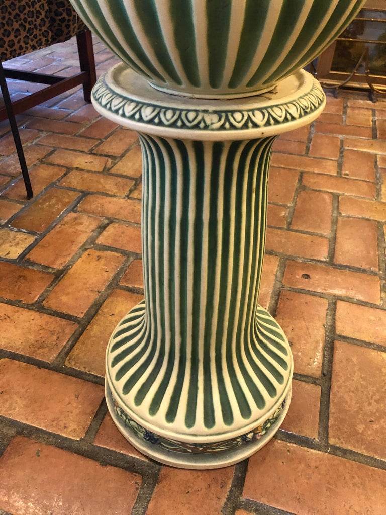 Roseville Corinthian Pattern Jardinière and Matching Pedestal at 1stDibs