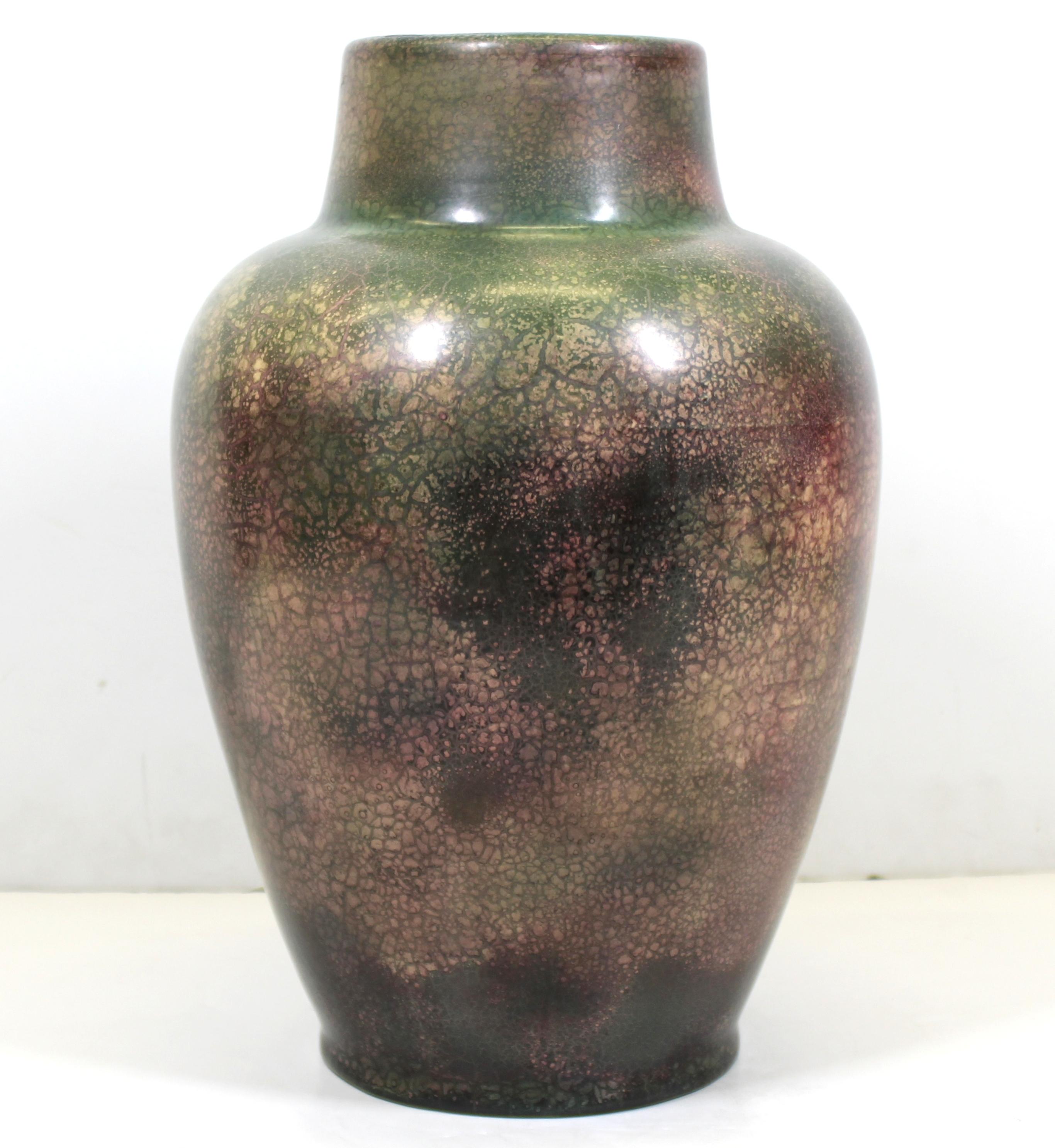 American Arts & Crafts Chinese form ceramic vase with craquelure technique, made by Roseville with the Pauleo pattern and retailed at Tiffany. This extremely rare piece of ceramic was made with numerous glazes, including lustres, matte mottled