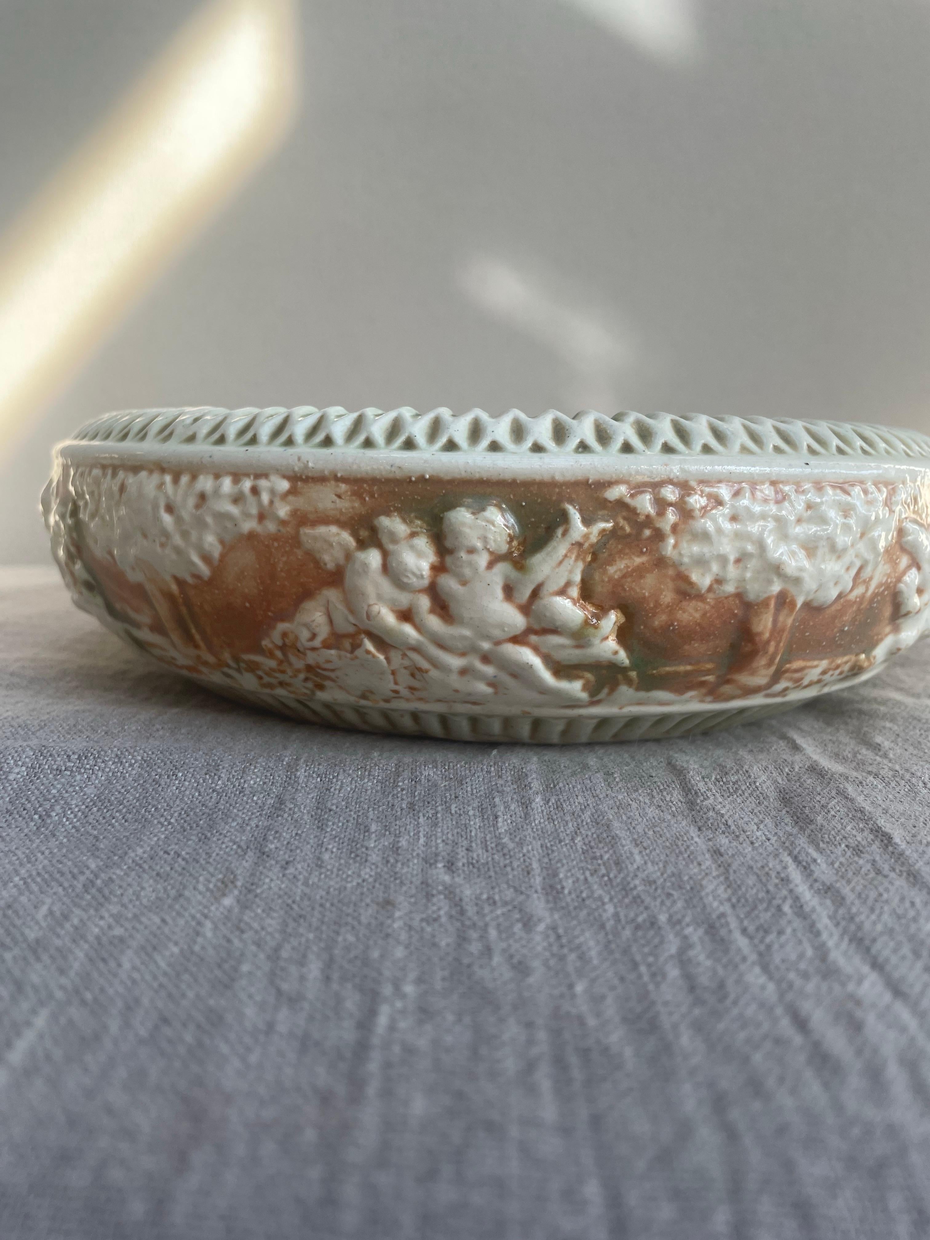 Arts and Crafts Roseville Pottery Bol à fleurs et grenouille Donatella, 1918 en vente