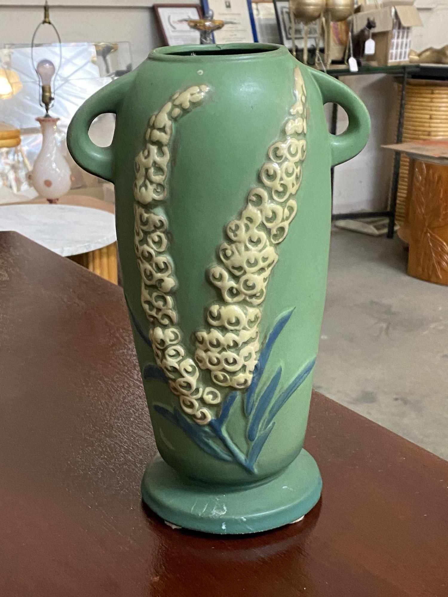 Ceramic Roseville Pottery Foxglove Vase, Green Shape 52-12 Circa 1942