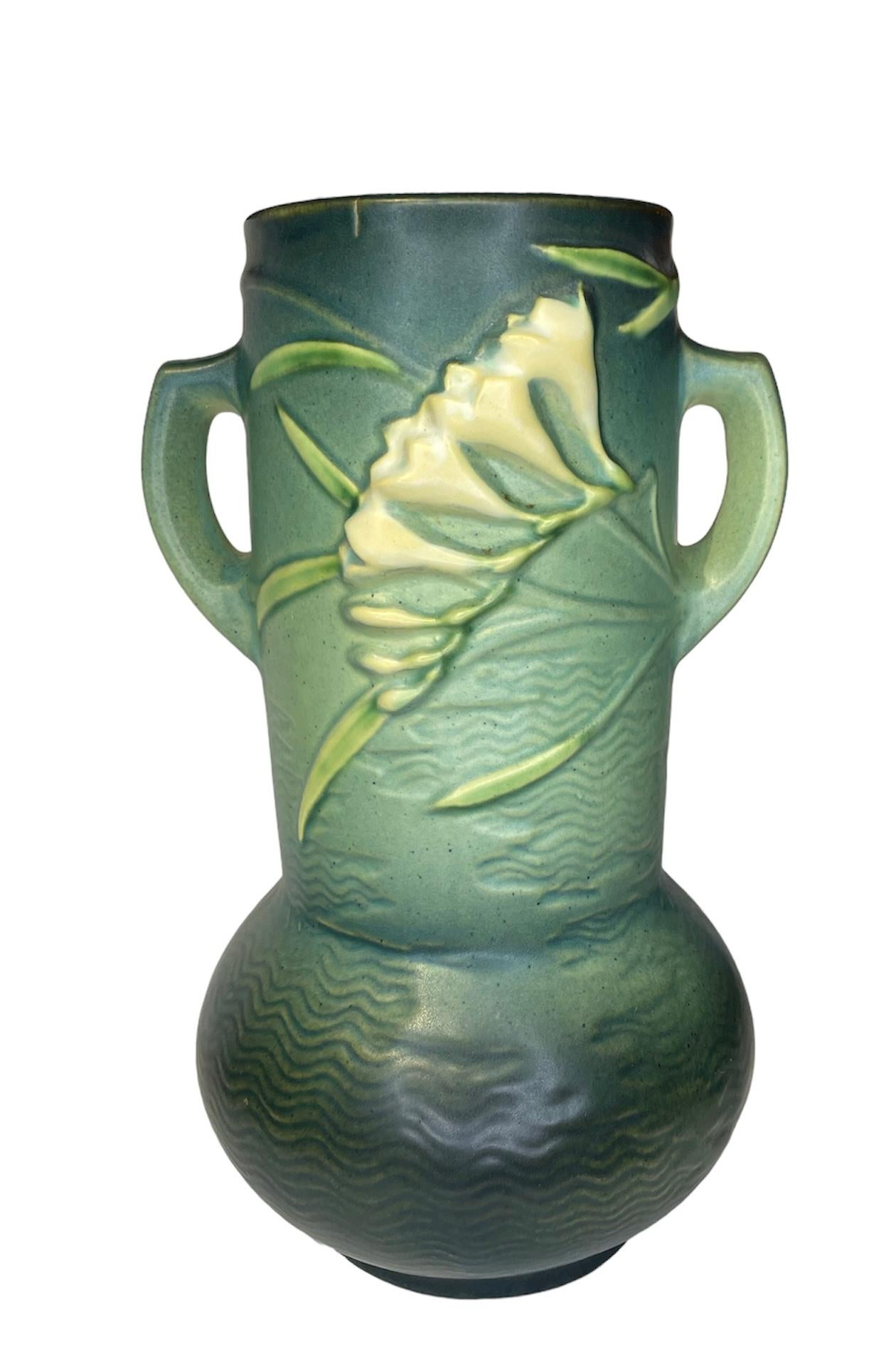 Roseville Pottery Freesia Flower Pattern Vase 4