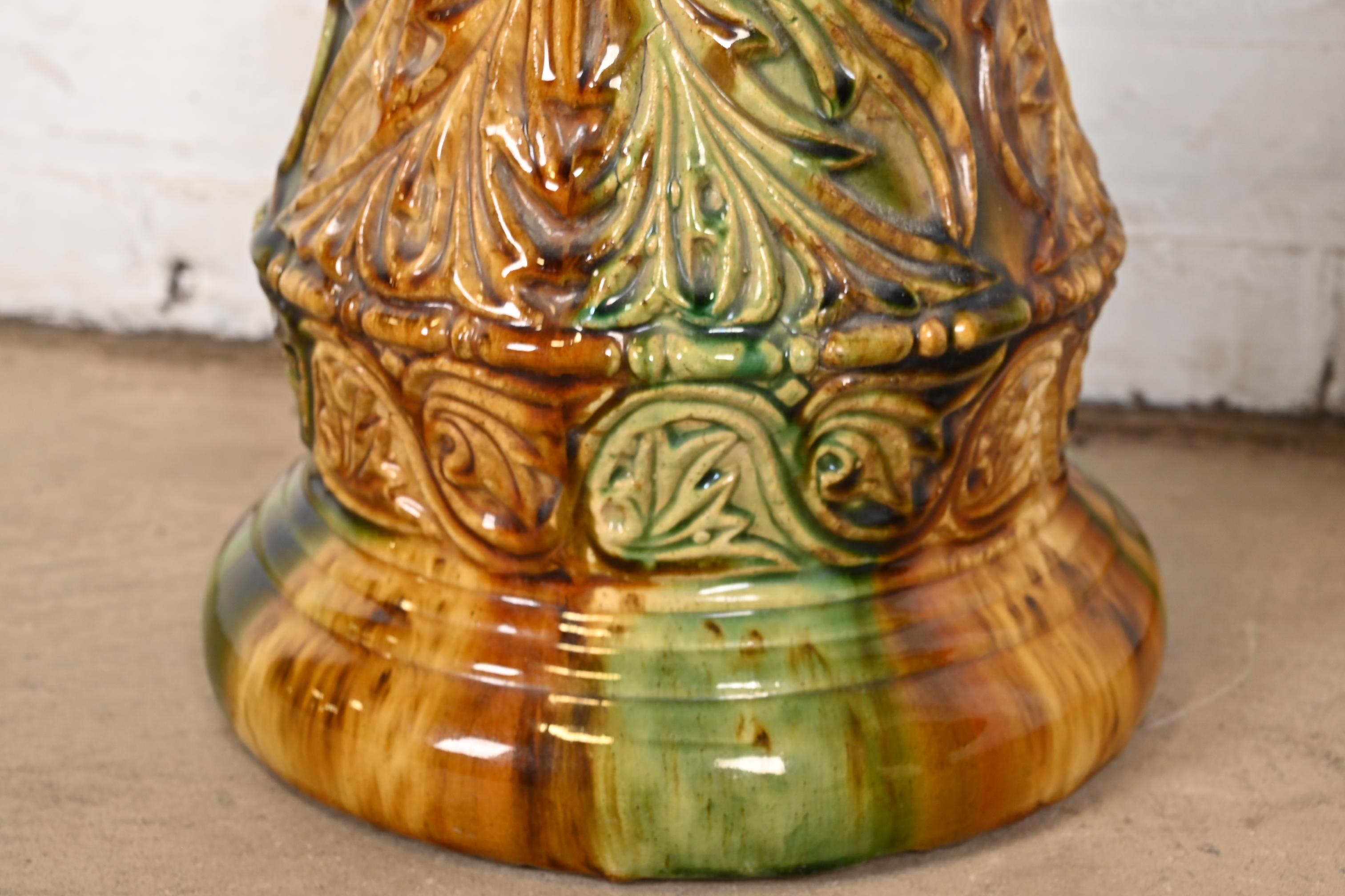 Roseville Pottery Jardinera de cerámica esmaltada con pedestal, Circa 1940s en venta 3